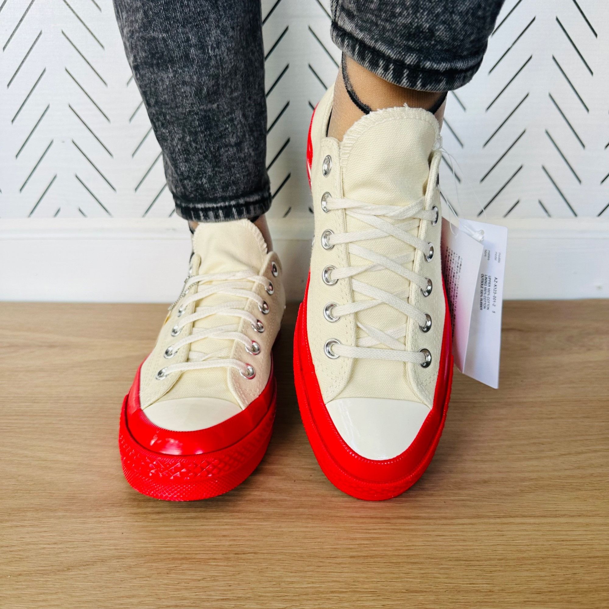 Converse ❤️CONVERSE Hearts Valentines Day Chuck Comme des Garcons Sz Size US 5 / IT 35 - 3 Thumbnail