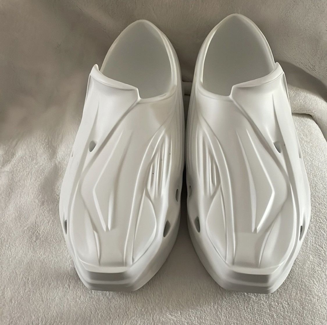 1017 ALYX 9SM Alyx white slip-ons Size US 12 / EU 45 - 2 Thumbnail