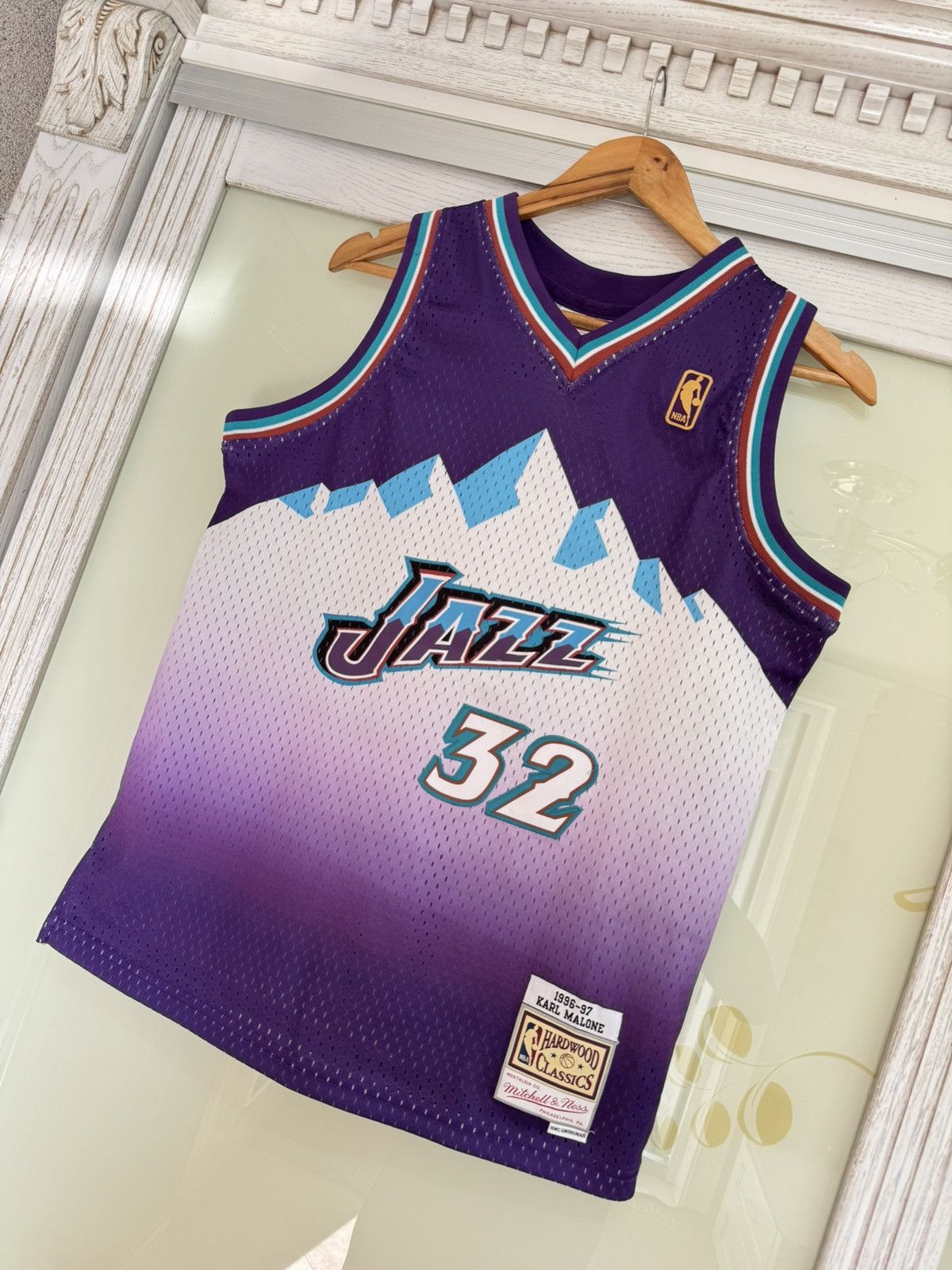 Mitchell & Ness × NBA Karl Malone #32 Utah Jazz Mitchell & Ness NBA Jersey Shirt Size US S / EU 44-46 / 1 - 3 Thumbnail