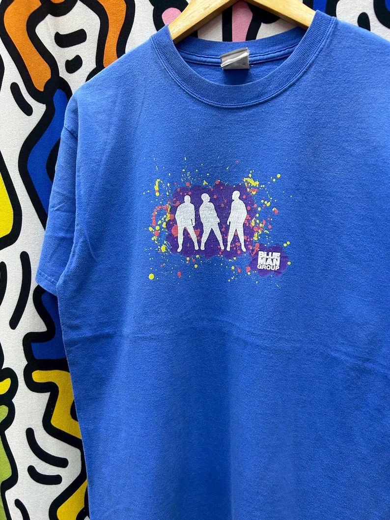 Band Tees Vintage 2000s Blue Man Group Band tshirt size M Size US M / EU 48-50 / 2 - 1 Thumbnail