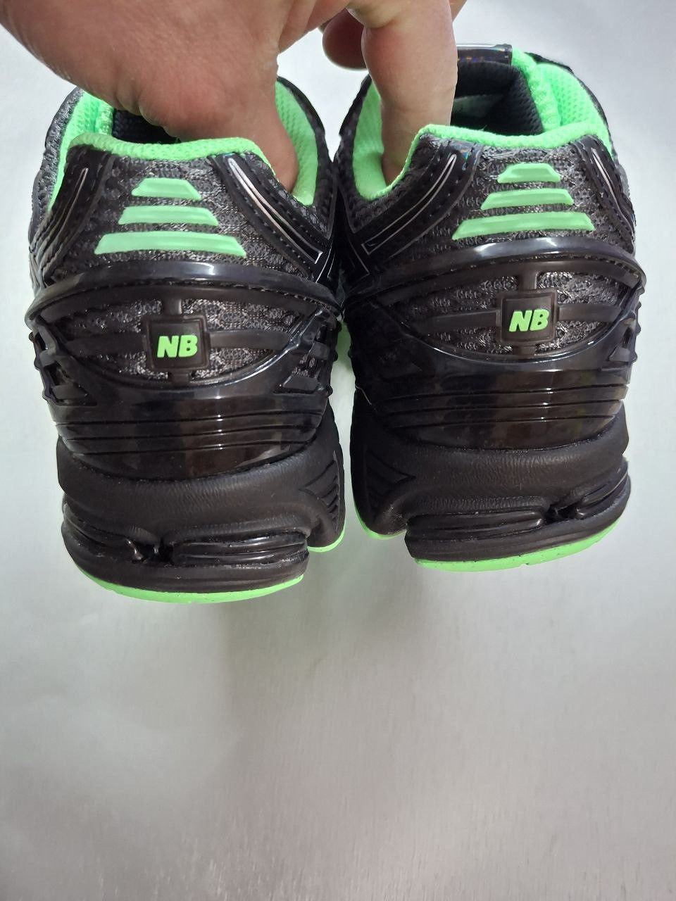 New Balance New Balance 1906 Black Silver Green Mens Sneakers Size US 9 / EU 42 - 5 Thumbnail