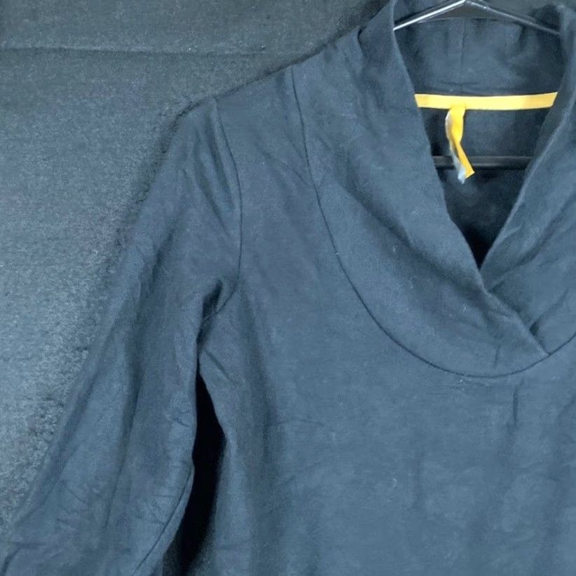Vintage Lole Womens Sweater Dress Black Long Sleeve V Neck One Pocket Small Modern Casual Knit Size S / US 4 / IT 40 - 4 Thumbnail