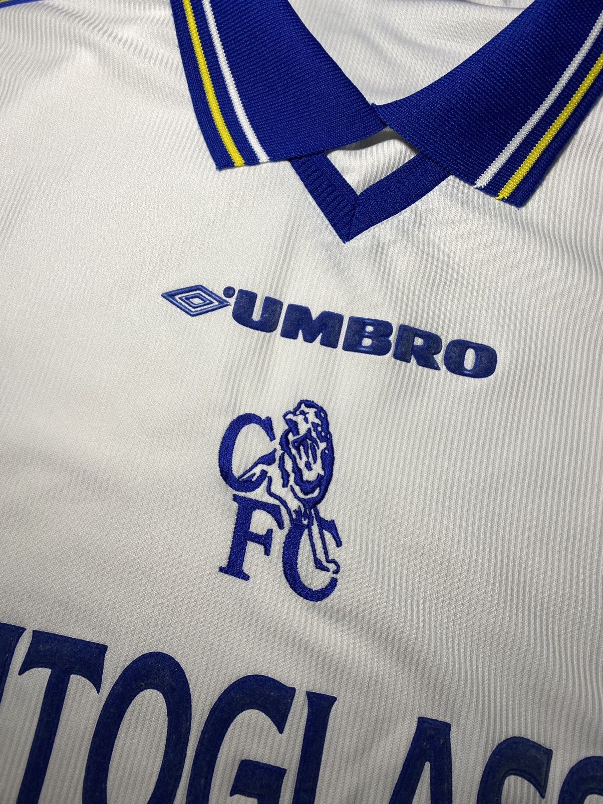 Umbro × Vintage Vintage 1999-00 Umbro Chelsea FC Football Soccer Jersey Tee Size US XL / EU 56 / 4 - 4 Thumbnail