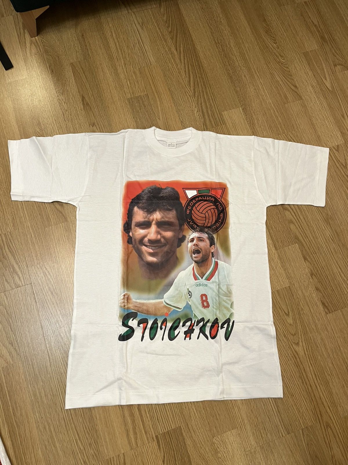 Vintage Vintage Stoichkov 90s Deadstock Bulgaria Football Shirt New Size US L / EU 52-54 / 3 - 1 Thumbnail