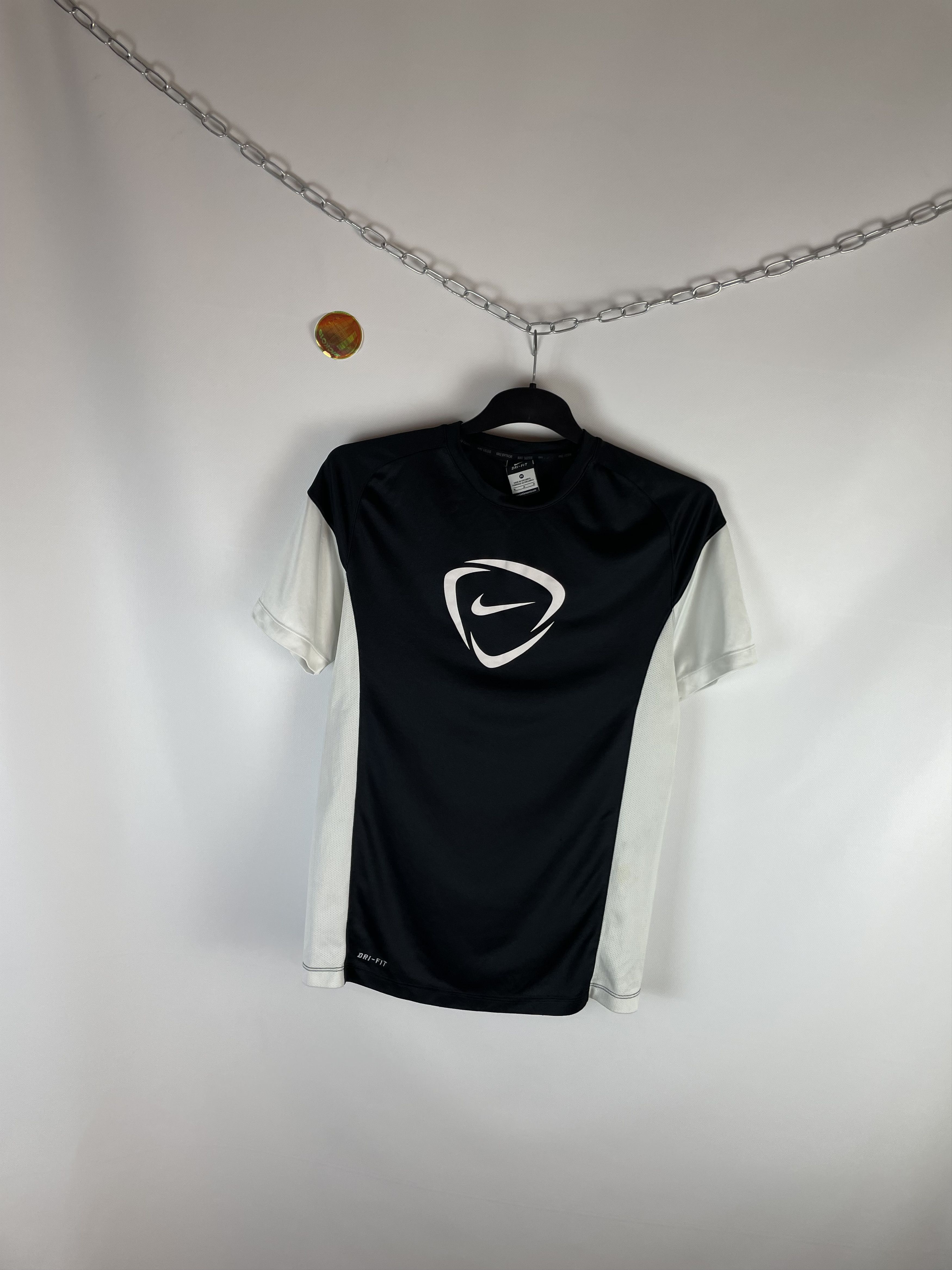 Nike Vintage Nike tee logo Size US M / EU 48-50 / 2 - 2 Thumbnail