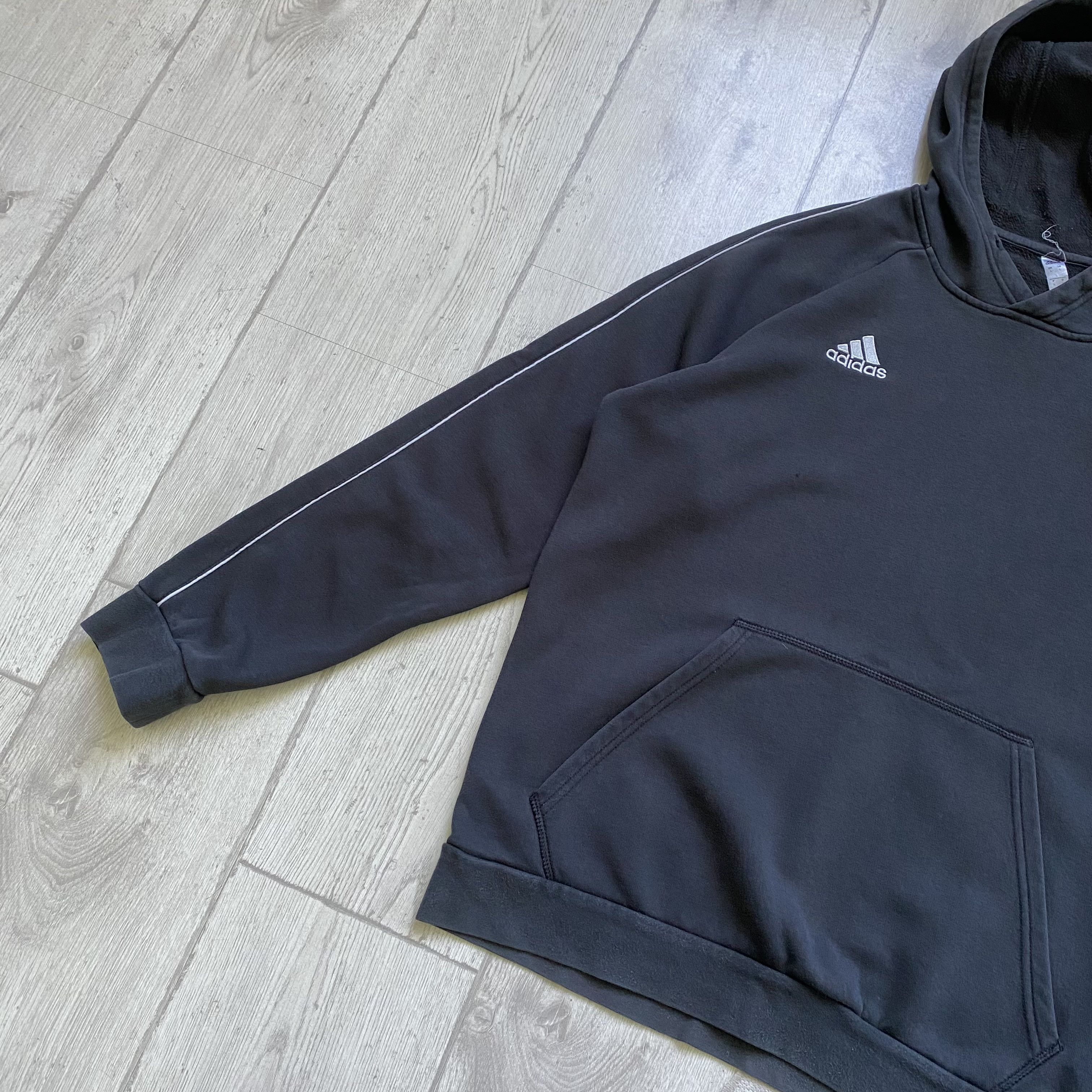 Adidas 🕸️ Faded Adidas hoodie vintage 00s Y2K Size US L / EU 52-54 / 3 - 6 Thumbnail