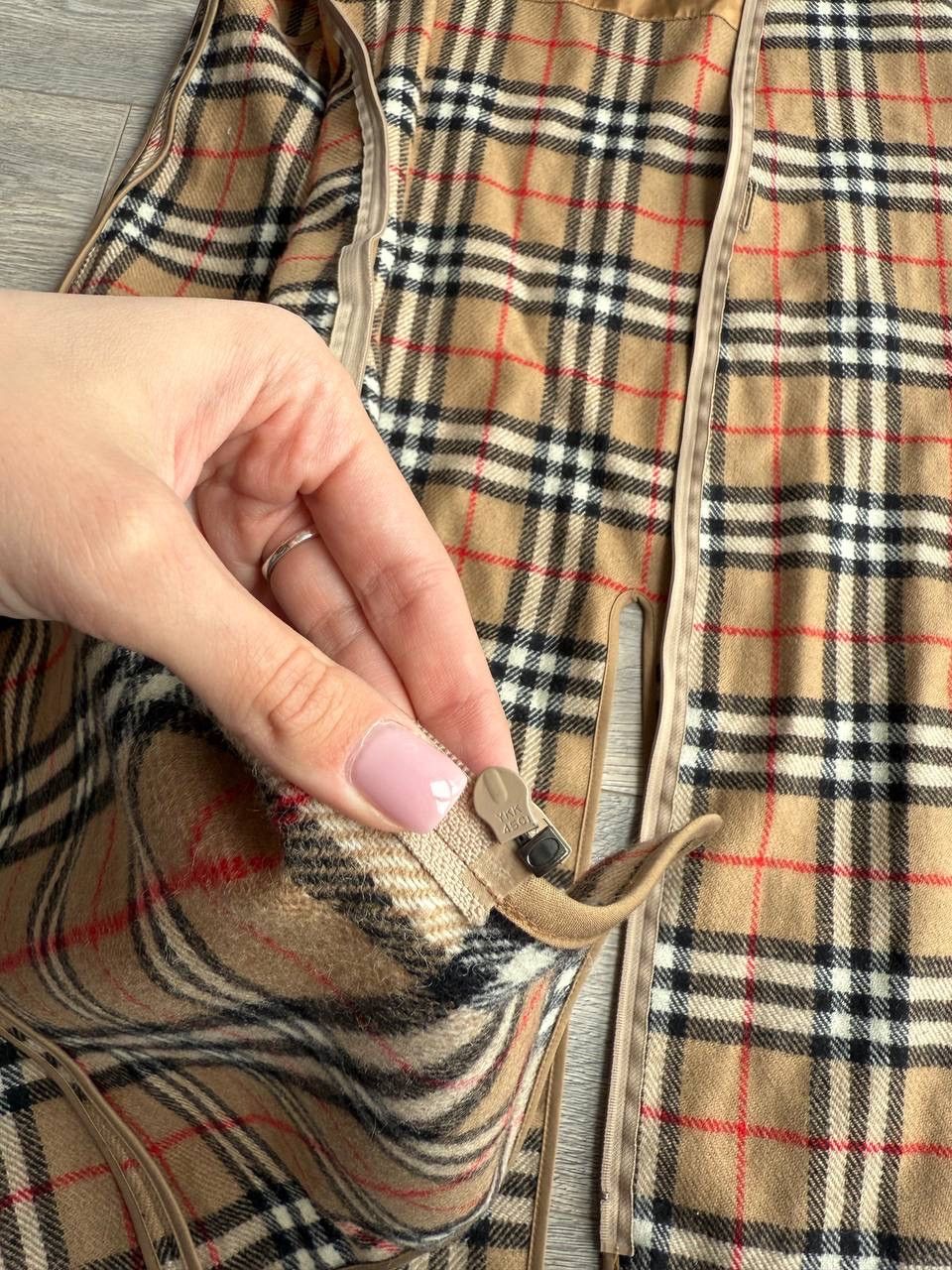 Burberry Burberry Lining Size M / US 6-8 / IT 42-44 - 3 Thumbnail