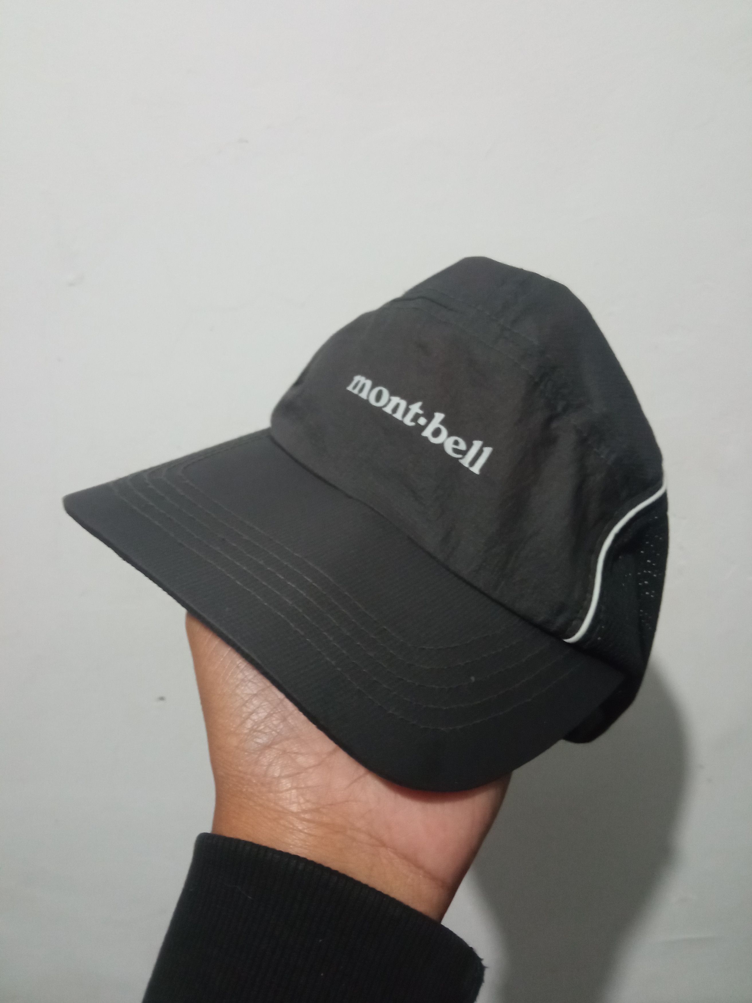 image of Montbell Outdoor Hat in Dark Charcoal, Men's