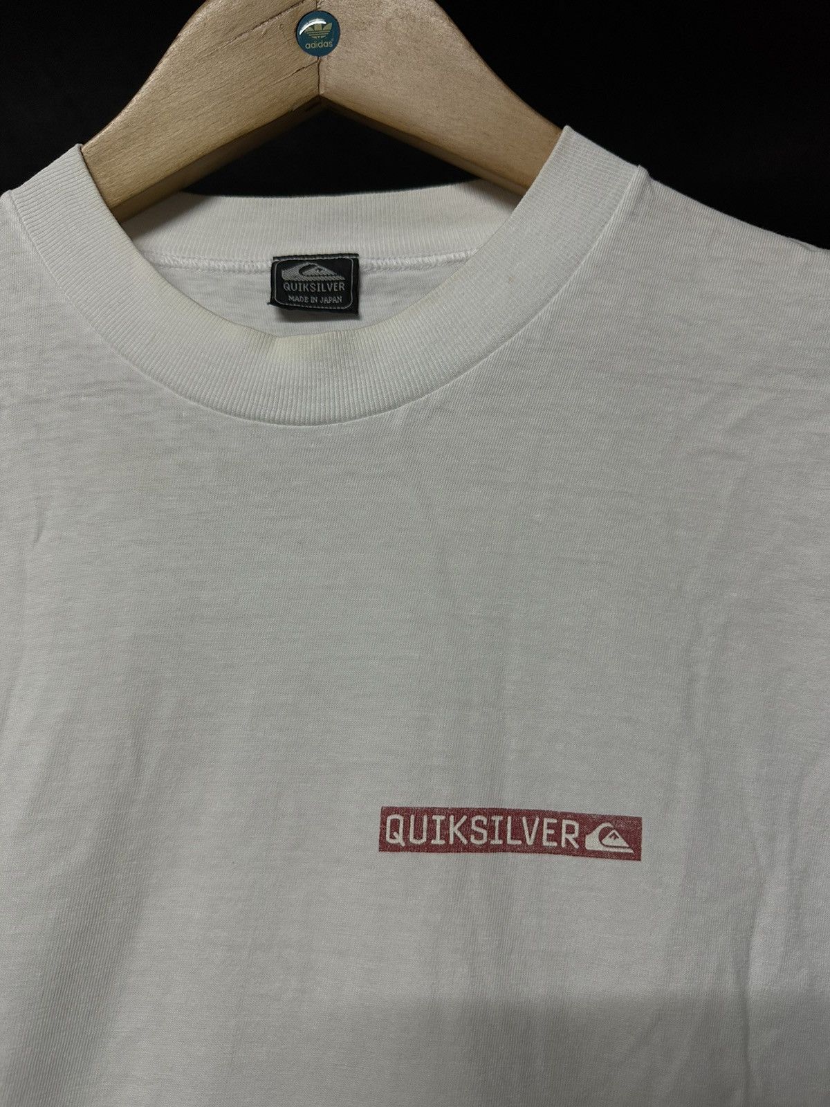 Quiksilver Vintage 90s Quiksilver Nekad Girl Aloha Faded Tee Size US L / EU 52-54 / 3 - 6 Thumbnail