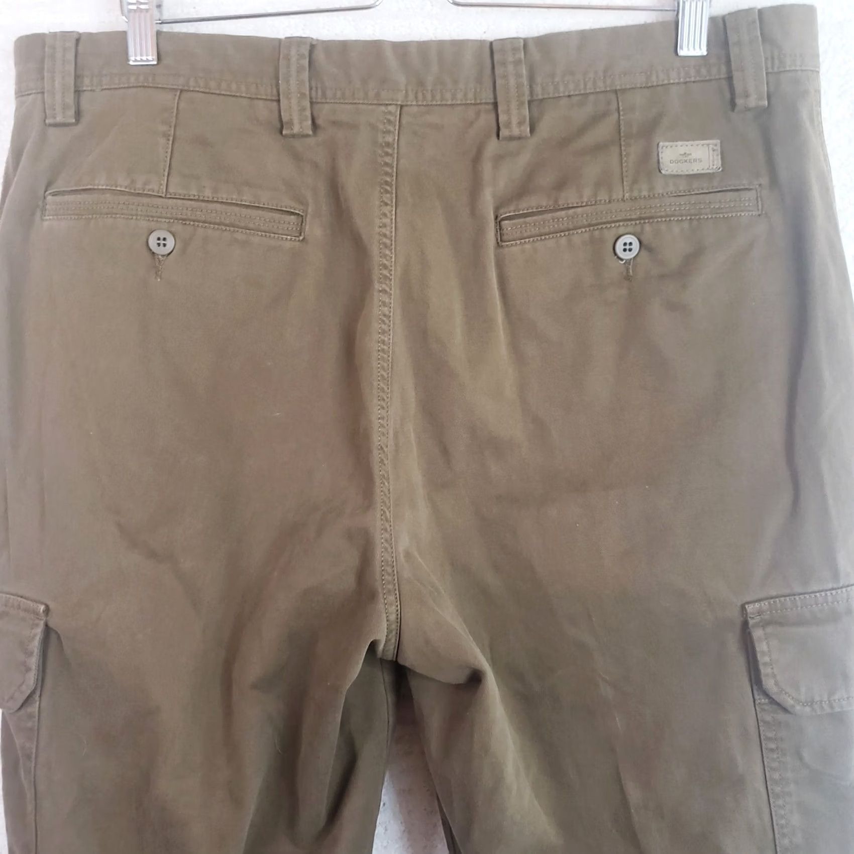 Dockers DOCKERS Men Cargo Pants Brown Flat Front 38x27 Relaxed Straight Pockets Workwear Casual Jeans/Chino Style Size US 38 / EU 54 - 7 Thumbnail