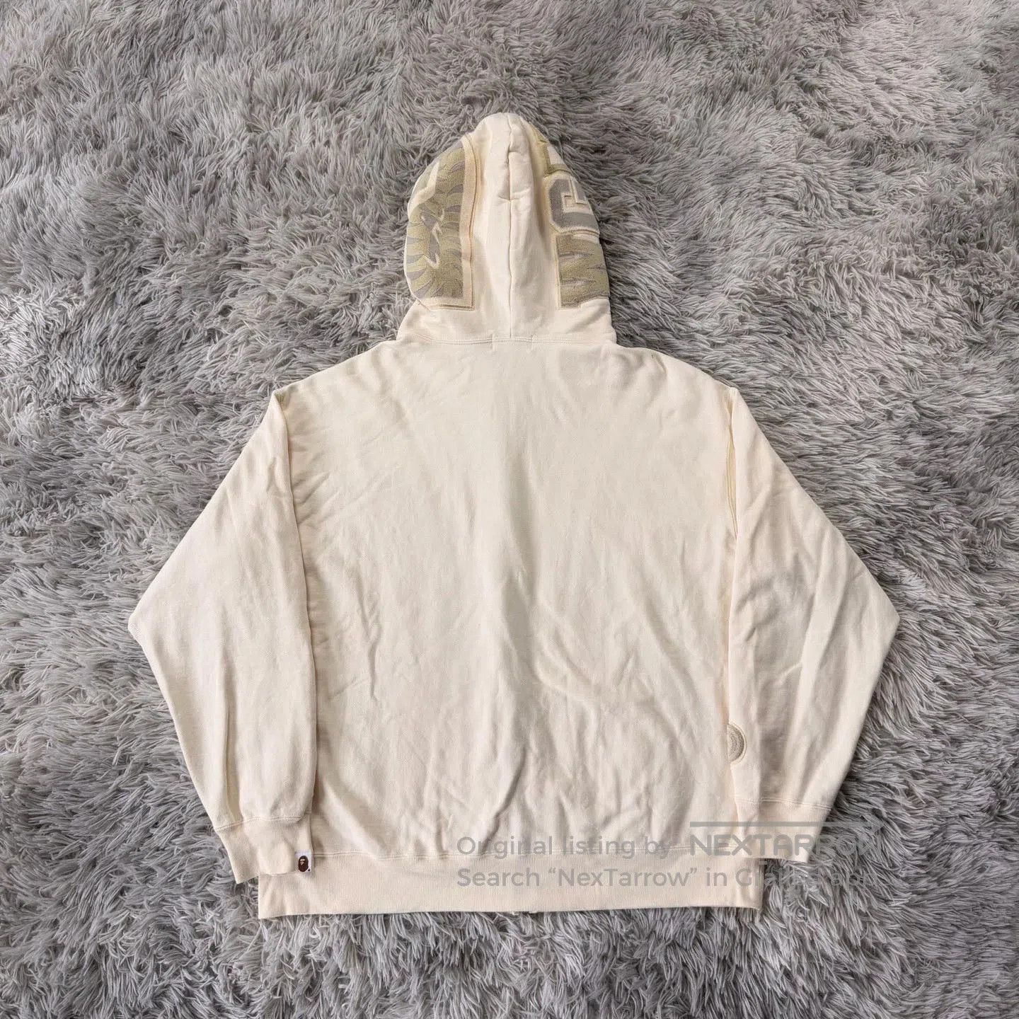 Bape bape night glow shark hoodie in cream. Size US XL / EU 56 / 4 - 7 Thumbnail