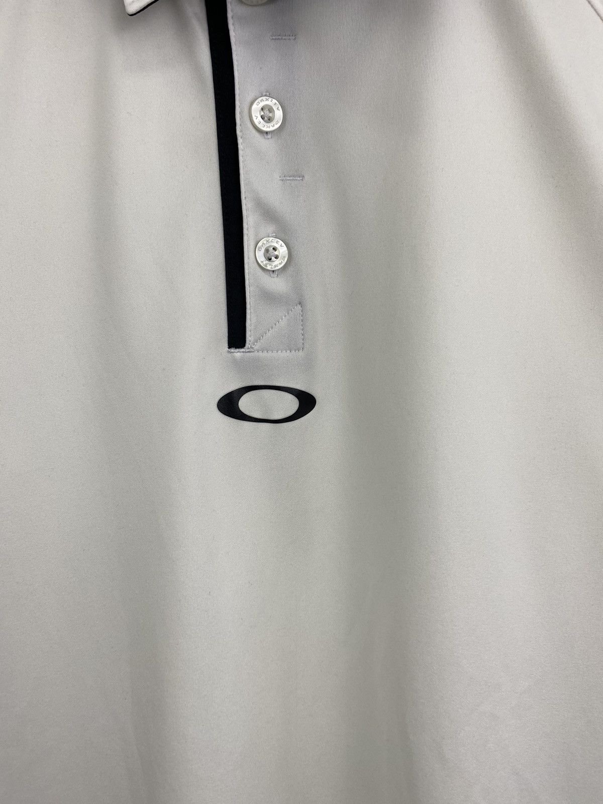 Oakley 🇺🇸 Vintage Oakley Polo T-Shirt Rare Retro Hype Y2K Size US M / EU 48-50 / 2 - 4 Thumbnail