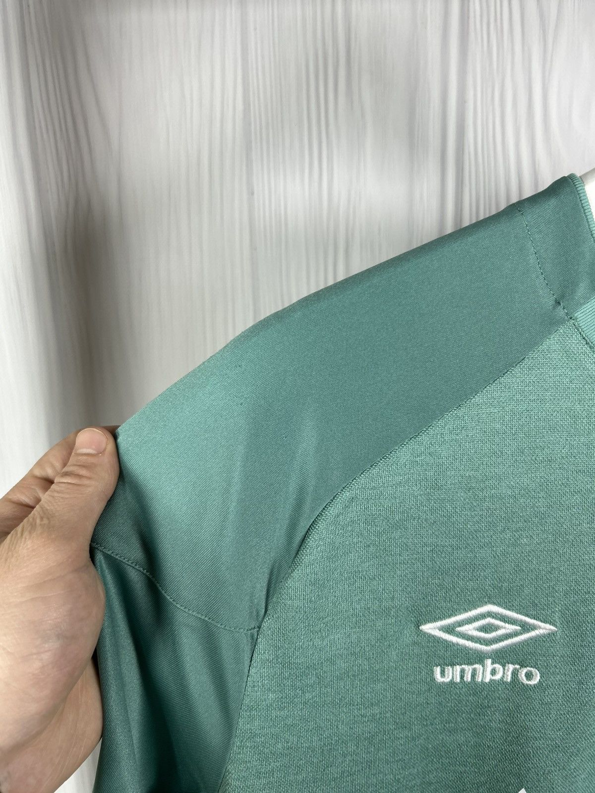 Umbro SCHALKE 04 20/21 THIRD FOOTBALL SHIRT JERSEY UMBRO SIZE L Size US L / EU 52-54 / 3 - 6 Thumbnail