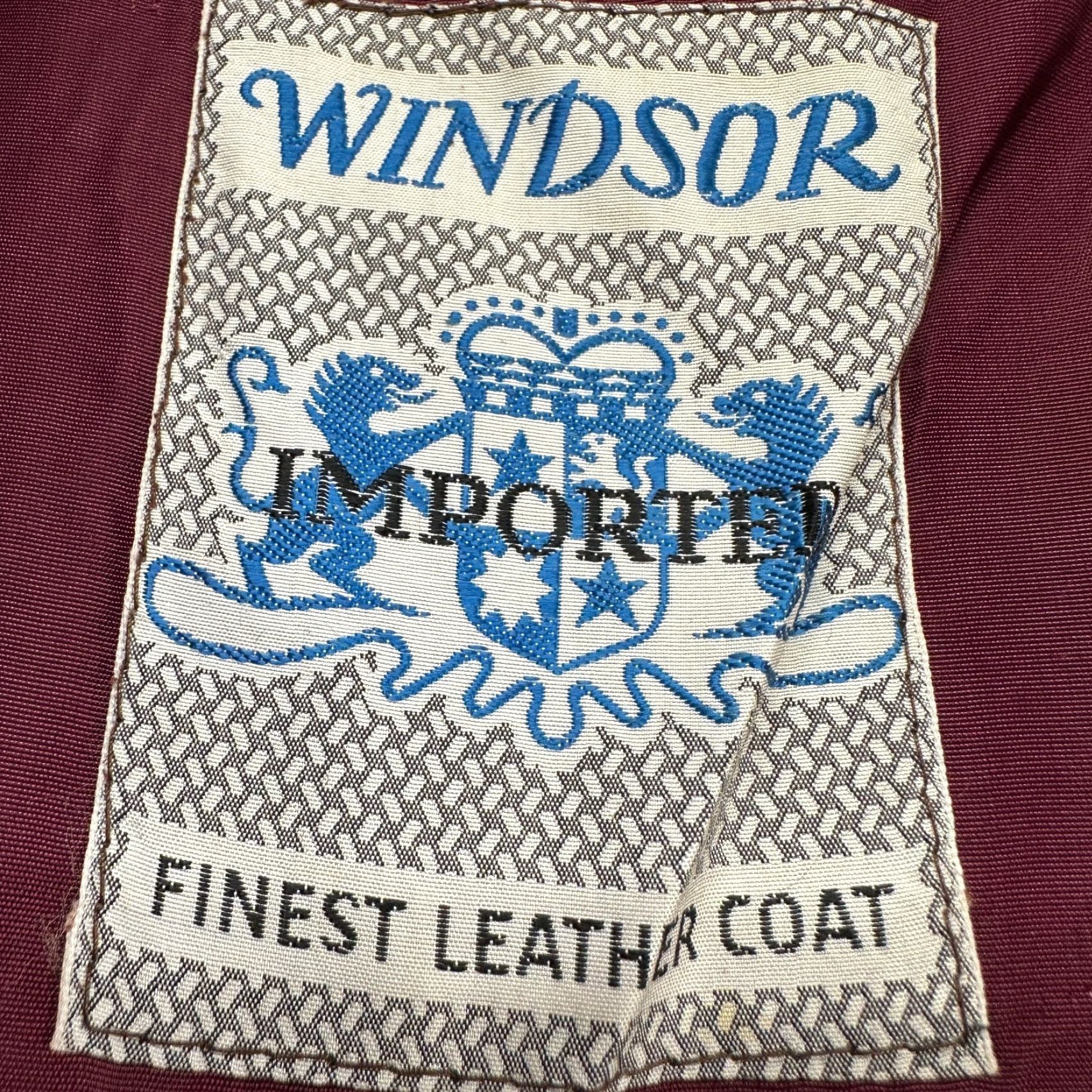 Vintage VINTAGE Windsor Coat Women M Red Long Leather Trench Buckle Steampunk 90s Overcoat Lined Pocketed Size M / US 6-8 / IT 42-44 - 6 Thumbnail
