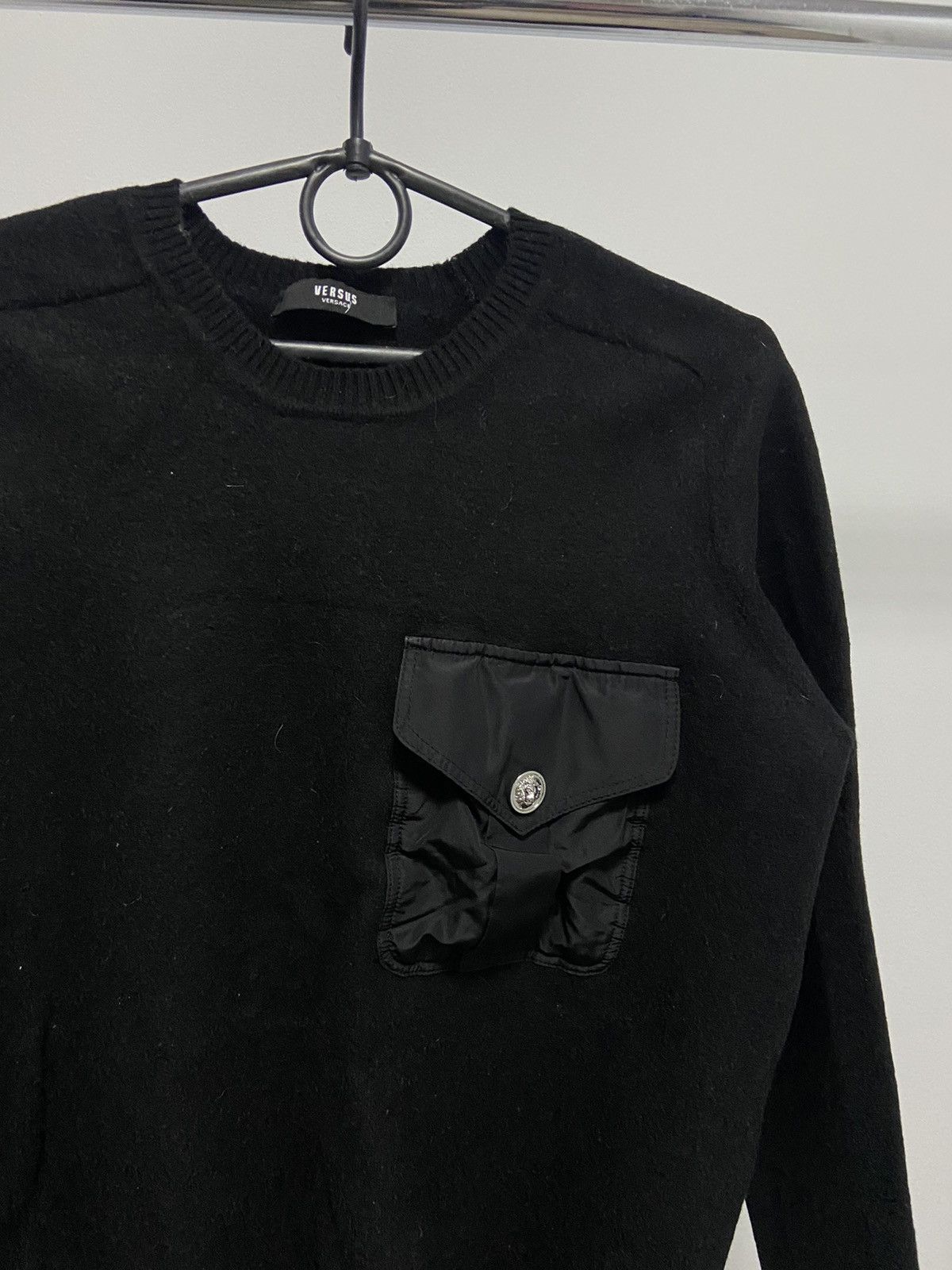 Versace × Versus Versace × Vintage Versace versus sweater wool vintage 90s nylon pocket logo Size US M / EU 48-50 / 2 - 2 Thumbnail