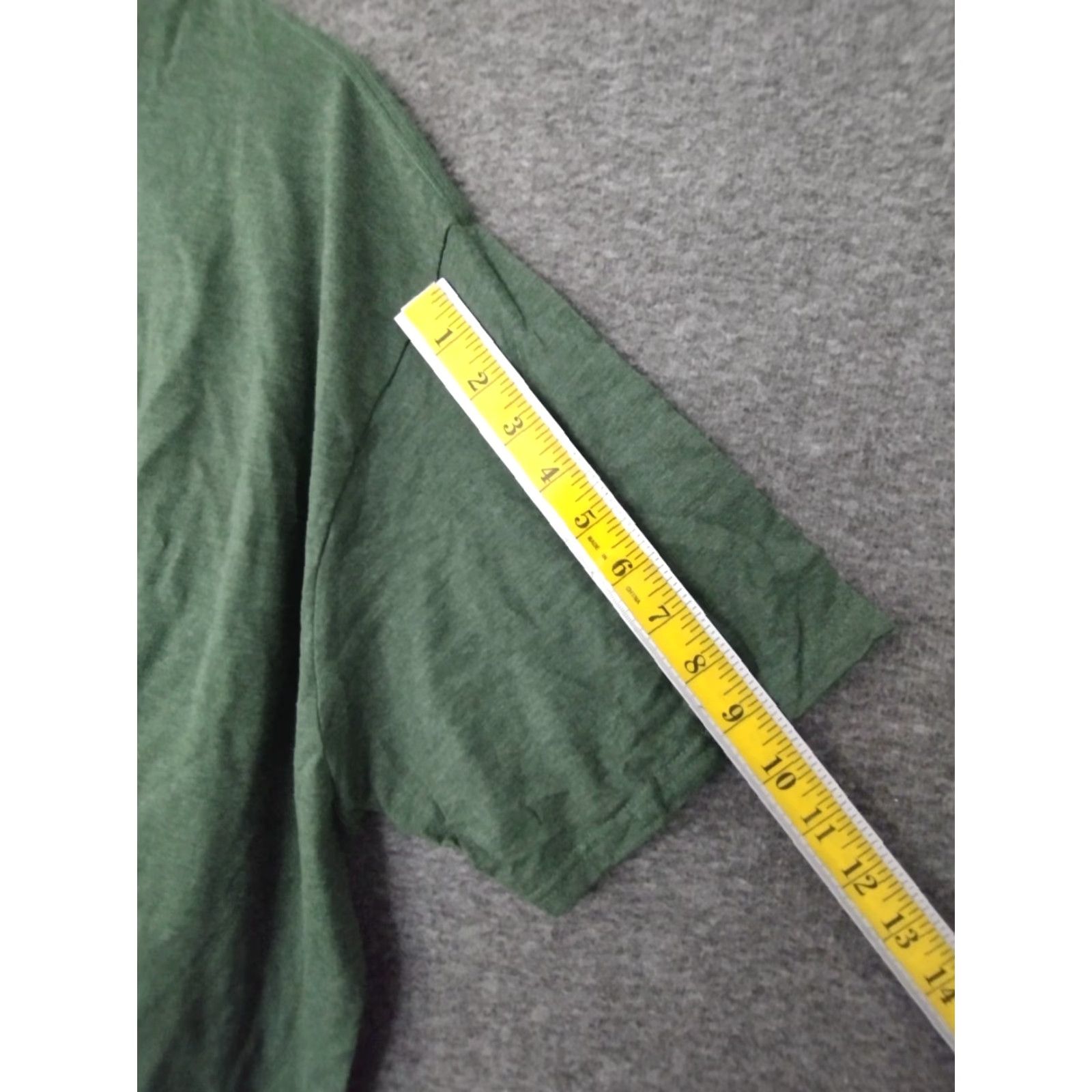 Hanes Hanes Men's 3-Pack Short Sleeve Plain Cotton Crew Neck T-Shirt 3XL Green Shirt Boys Mens Regular Size Type: T-Shirt Size US XXL / EU 58 / 5 - 7 Thumbnail