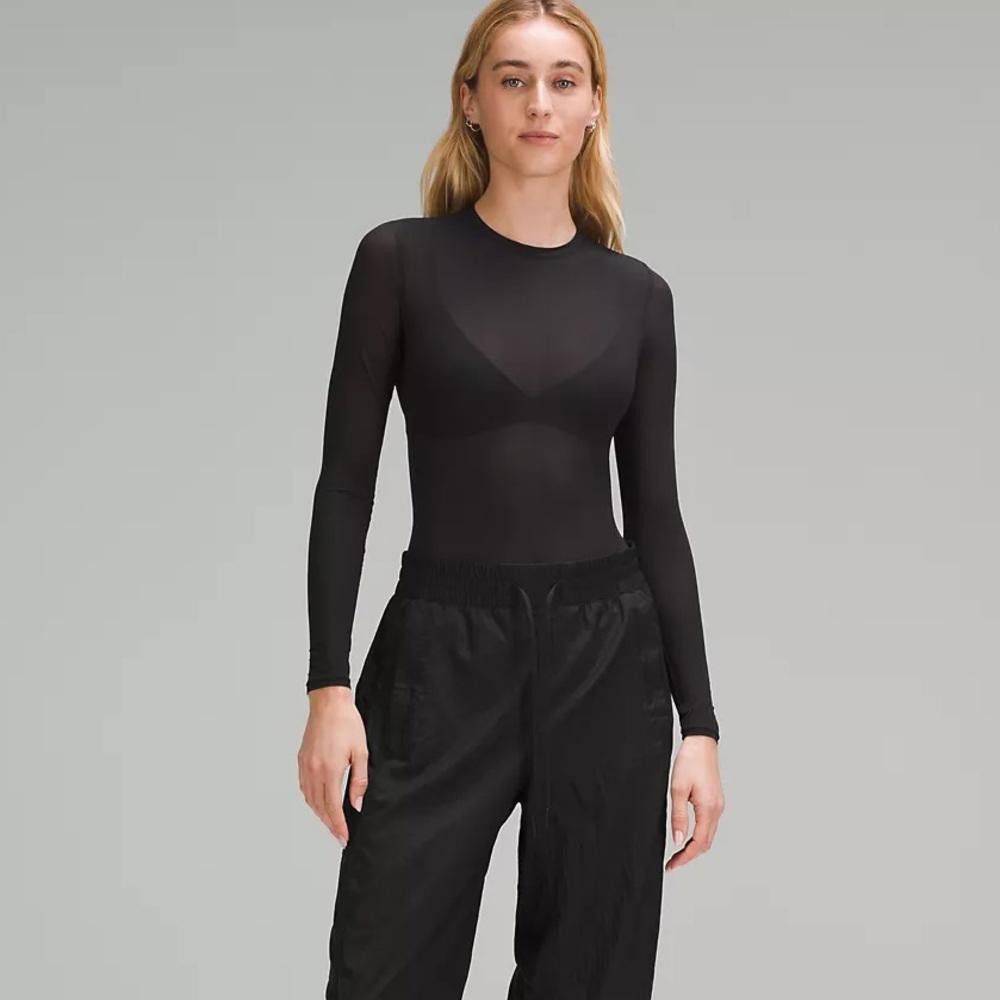 Designer Lululemon Sleek Black Mesh Long Sleeve Bodysuit Size M / US 6-8 / IT 42-44 - 1 Thumbnail