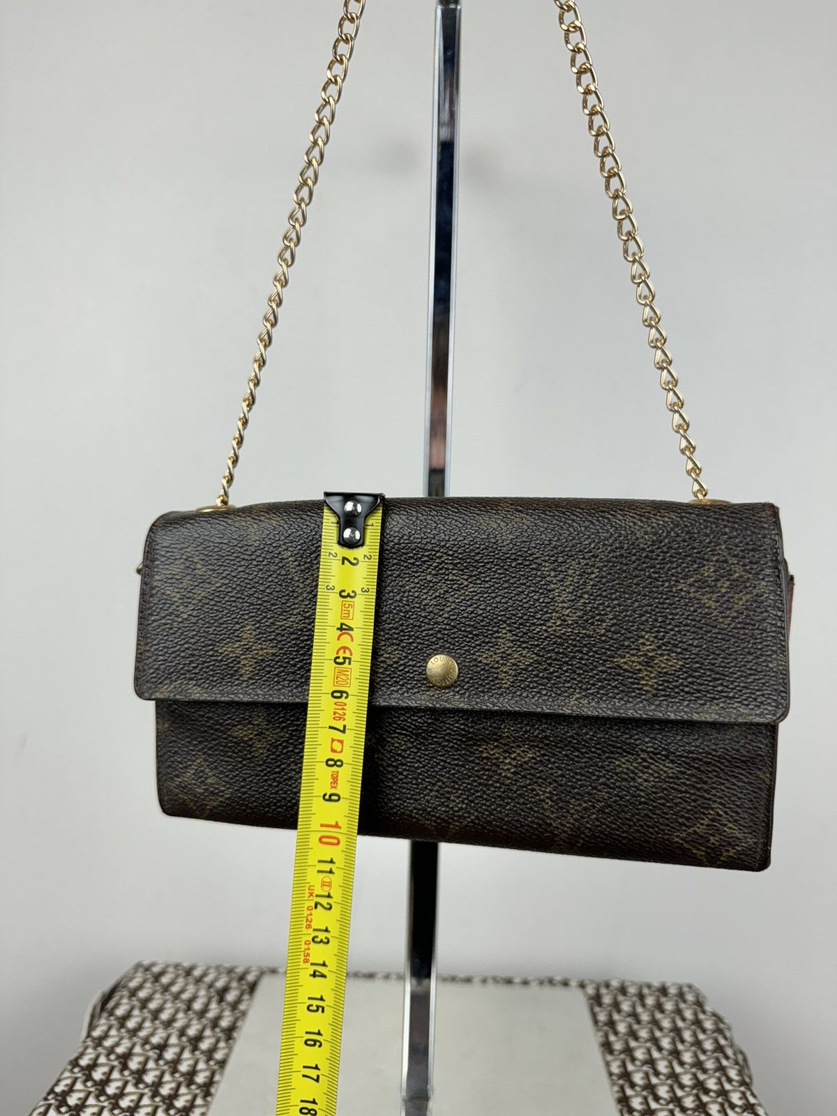 Louis Vuitton Vintage mini leather bag Louis Vuitton LV original item Size ONE SIZE - 7 Thumbnail