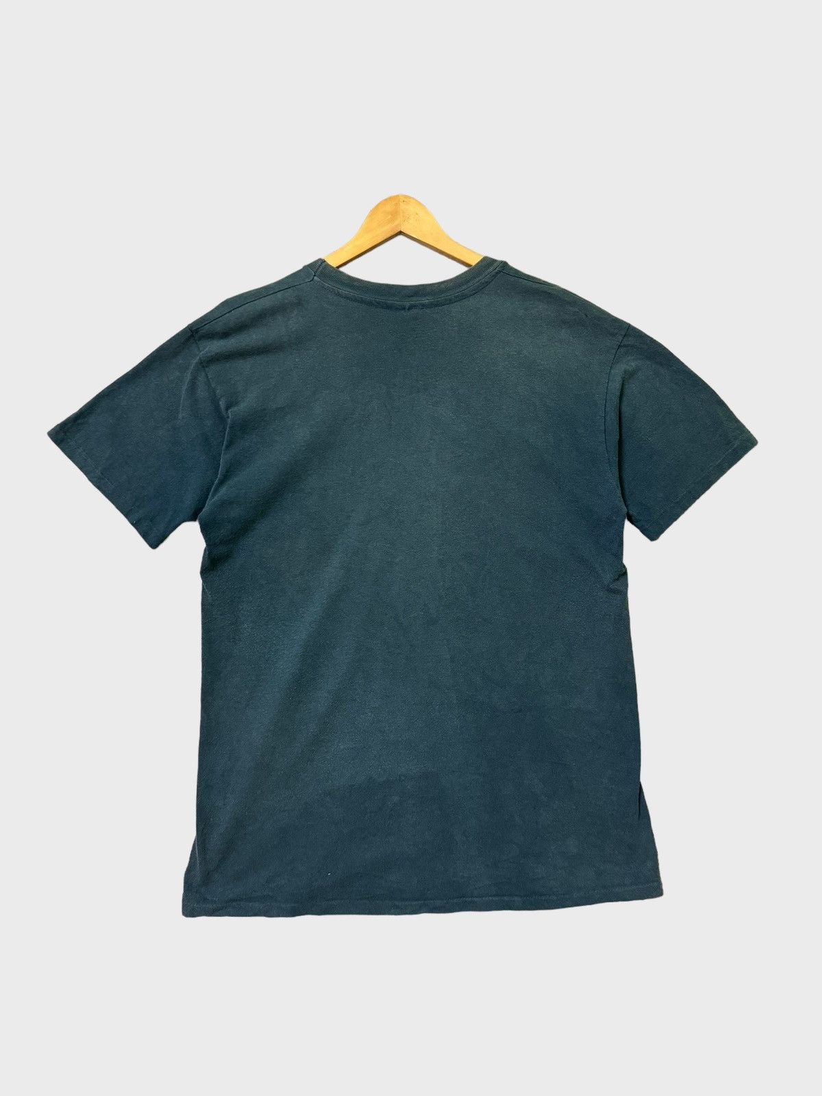 Vintage VINTAGE SHARK & RAY TOOL FADED NAVY SINGLE STITCH TEE Size US M / EU 48-50 / 2 - 2 Thumbnail