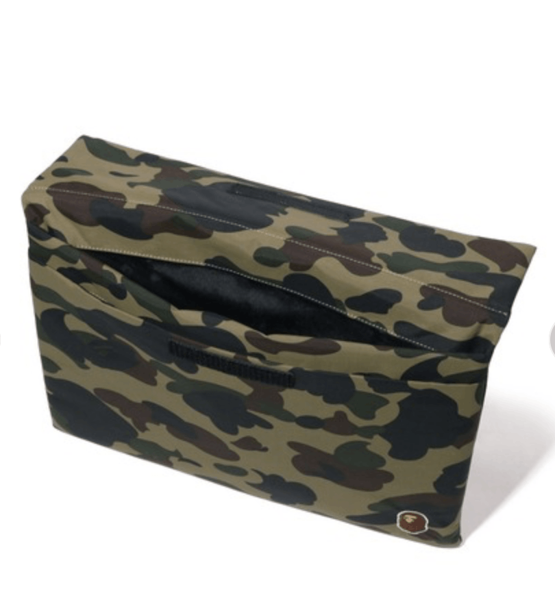 Bape Bape 1ST CAMO 15 INCH Laptop CASE Size ONE SIZE - 2 Thumbnail