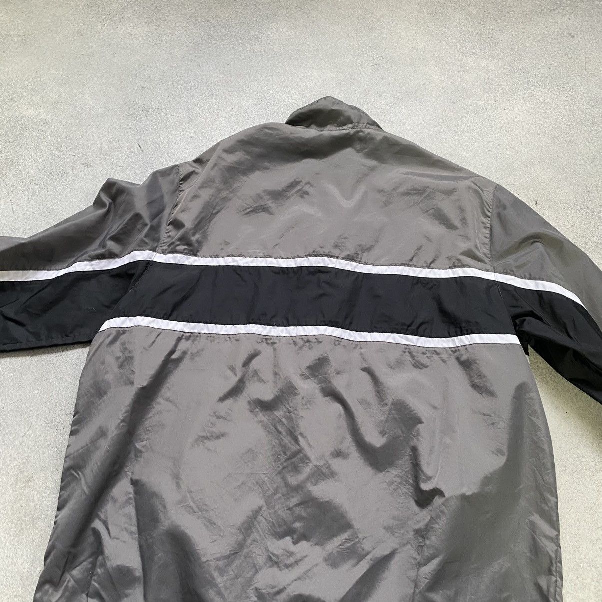 Nike Vintage Nike Track Jacket Full Zip Large Y2K 90s Swoosh Size US XL / EU 56 / 4 - 8 Thumbnail