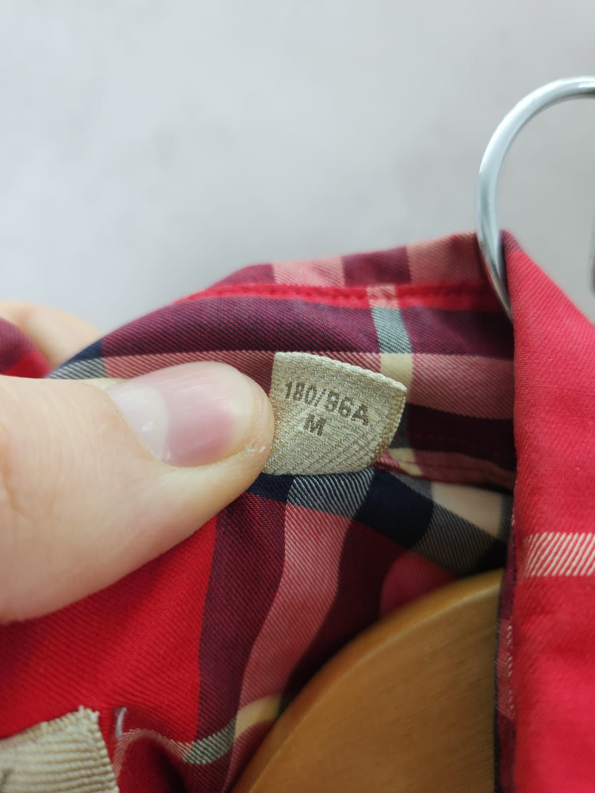 Burberry Burberry Checkered Red Shirt Size US M / EU 48-50 / 2 - 11 Thumbnail