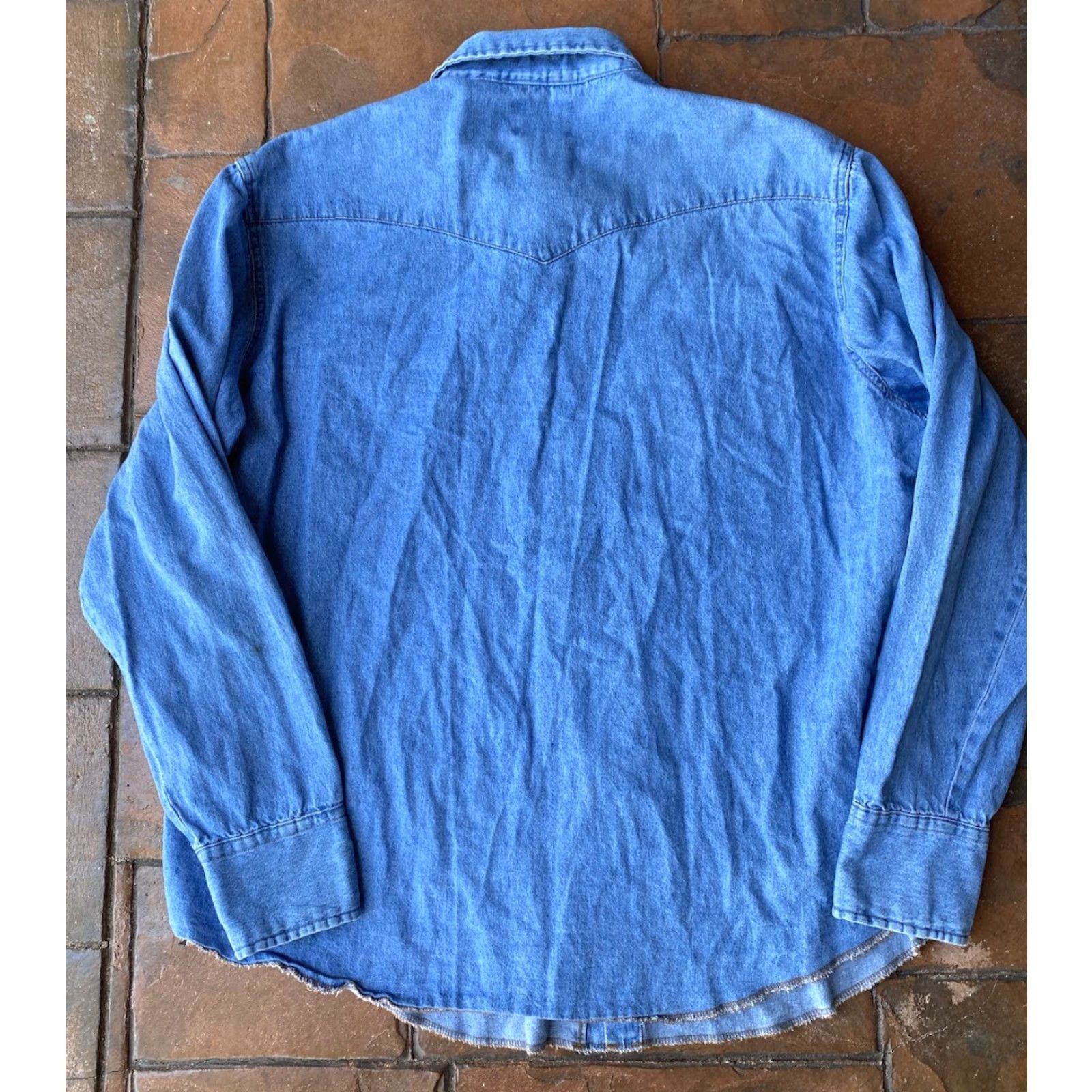Wrangler VINTAGE Wrangler Pearl Snap Western Shirt Men’s XL Blue Denim Cotton Button-Up Cowboy Size US XL / EU 56 / 4 - 3 Thumbnail