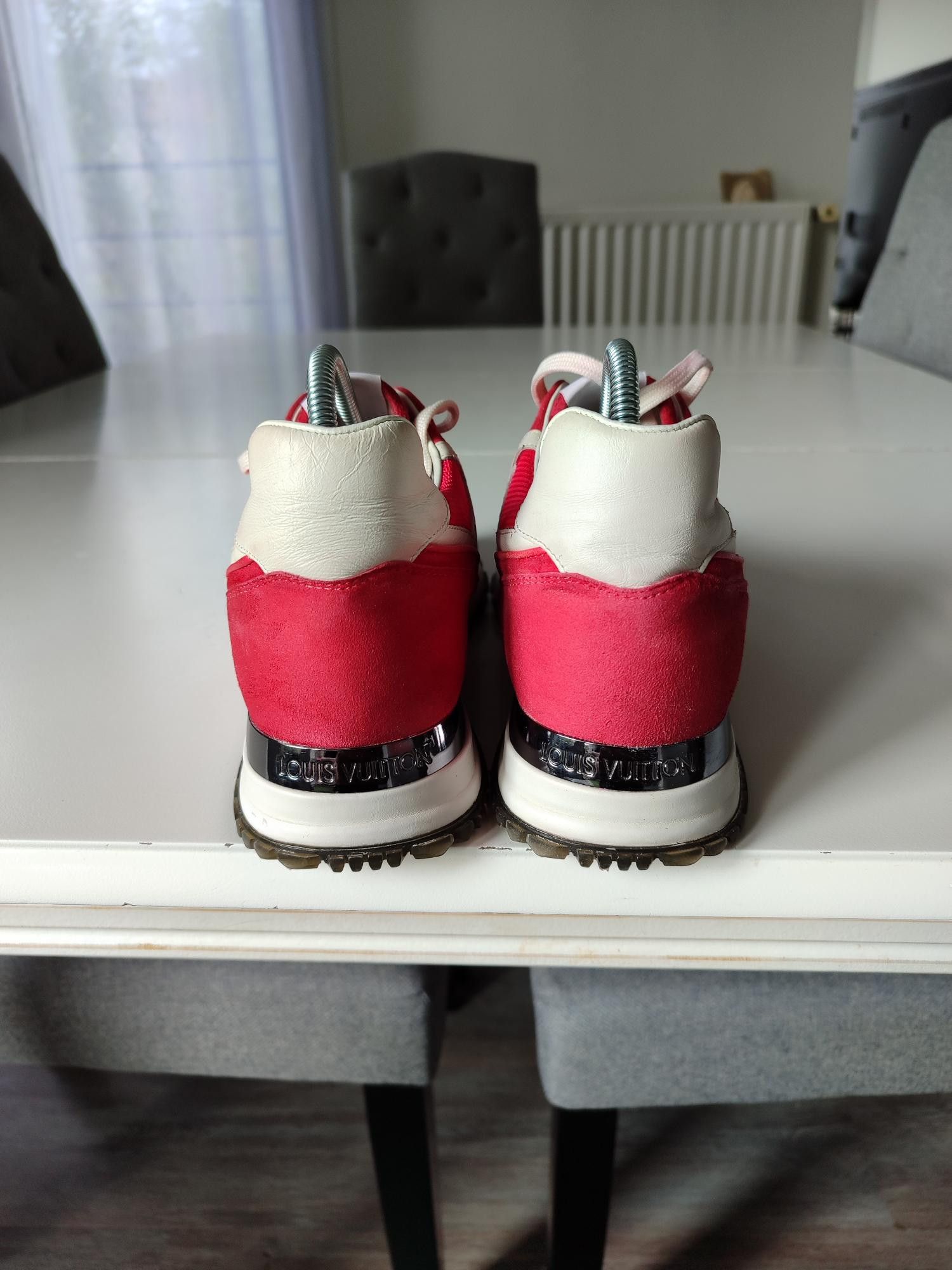 Louis Vuitton BASKETS LOUIS VUITTON RUN AWAY Size US 7 / IT 37 - 2 Thumbnail