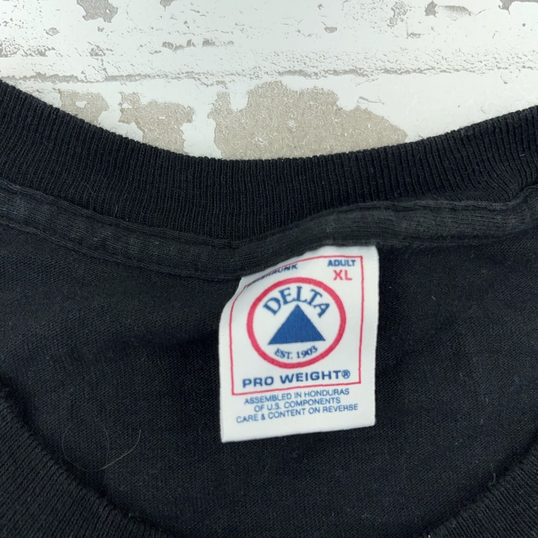 Delta VINTAGE Delta John Montgomery Shirt Men XL Black Band Tee Country Music Tour USA 90s Shirt Mens XL Black Band Rock Retro Size US XL / EU 56 / 4 - 5 Thumbnail