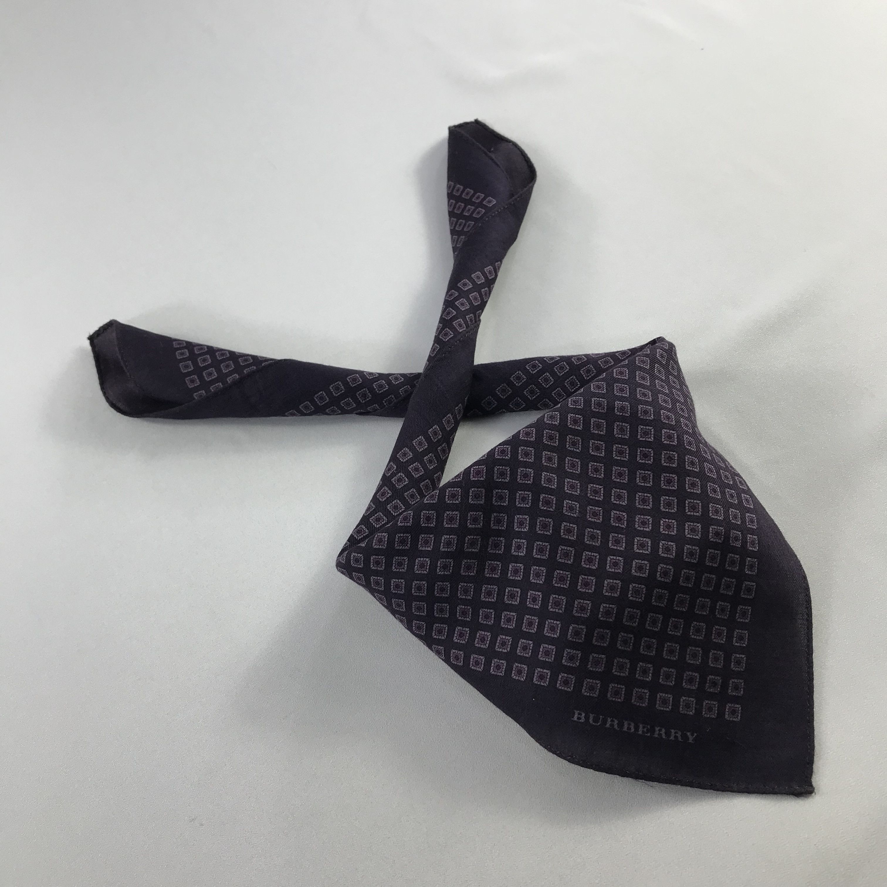 Burberry Burberry Handkerchief / Bandana / Neckerchief C529 Size ONE SIZE - 2 Thumbnail