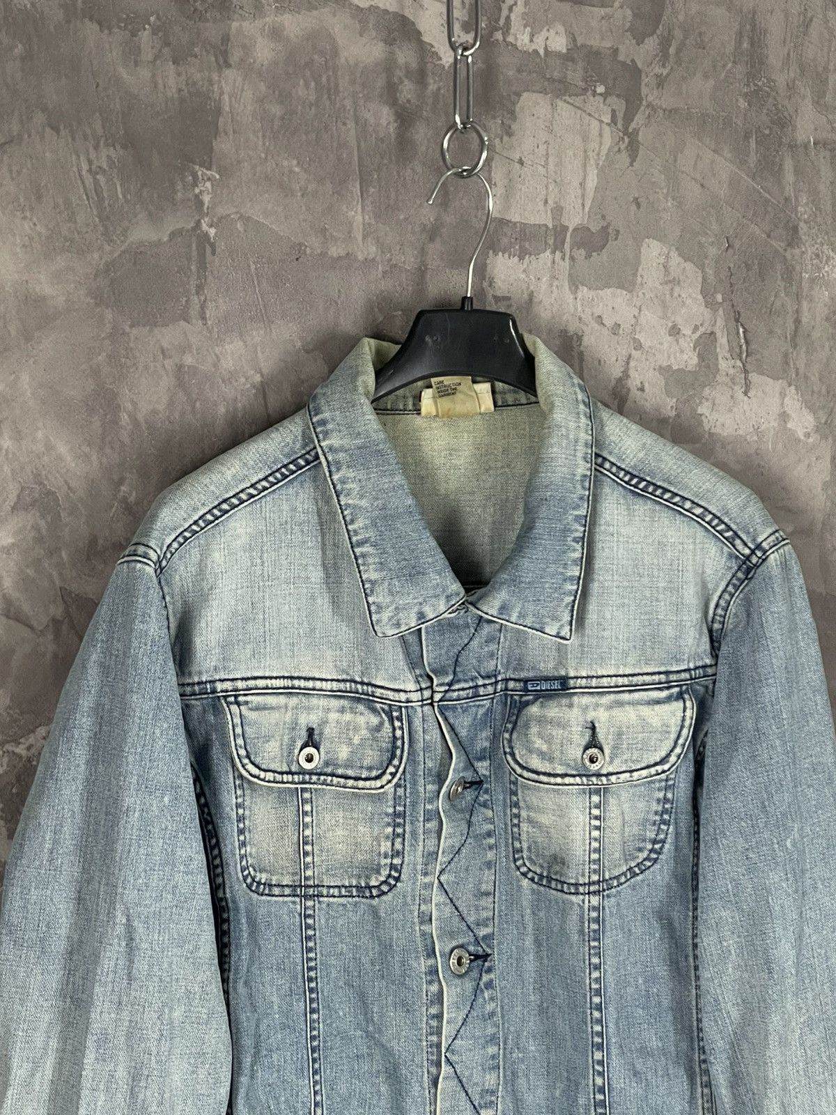 Diesel × Vintage Diesel Vintage Y2K Faded Grunge Denim Jacket Size XL / US 12-14 / IT 48-50 - 7 Thumbnail
