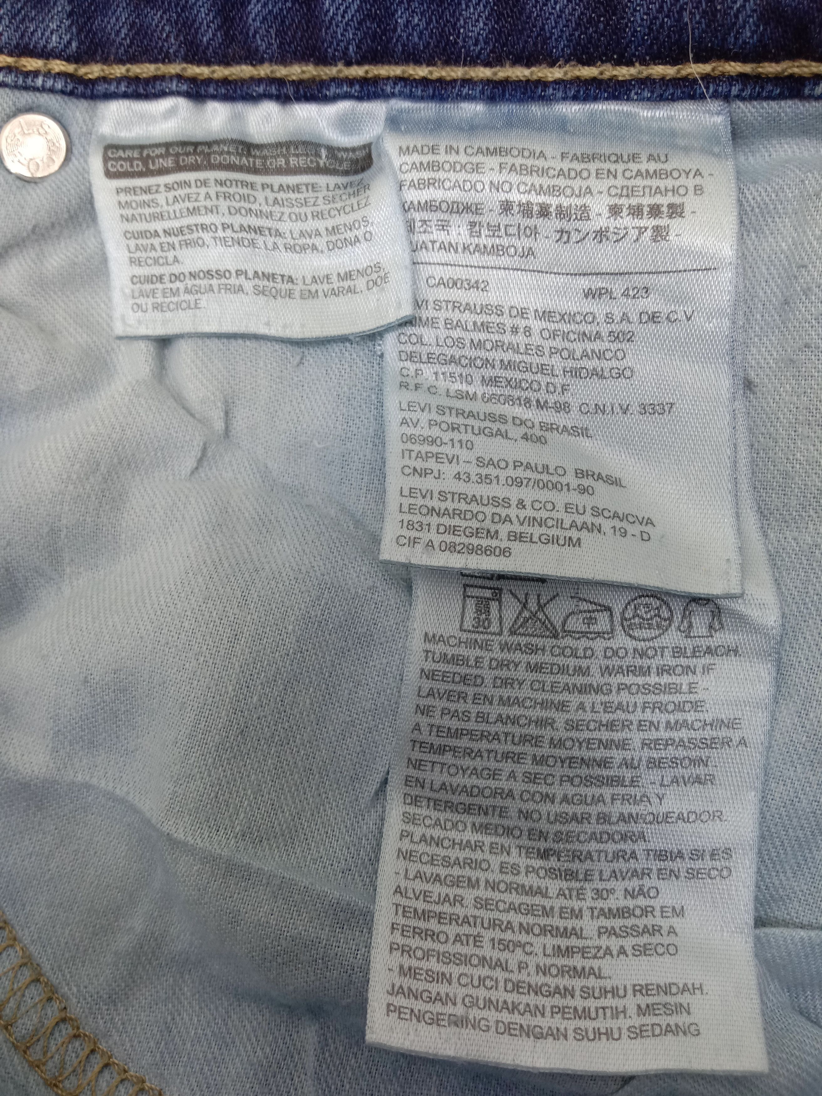Levi's Vintage Levi's 541 Blue Wash Jeans Size US 33 - 12 Thumbnail