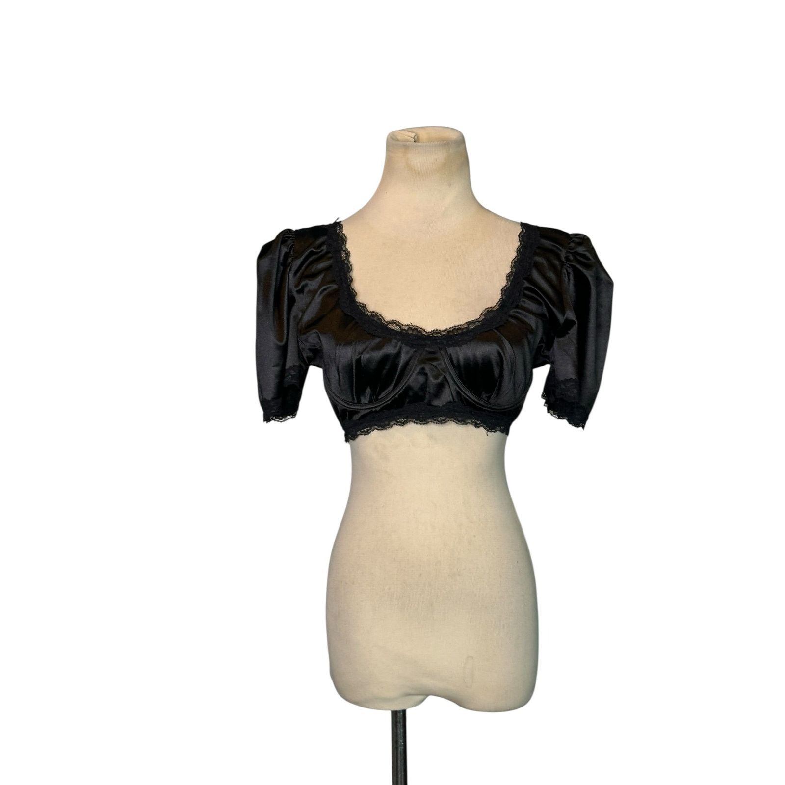 PRINCESS POLLY Princess Polly black short sleeves crop blouse size 12 Size XL / US 12-14 / IT 48-50 - 14 Thumbnail