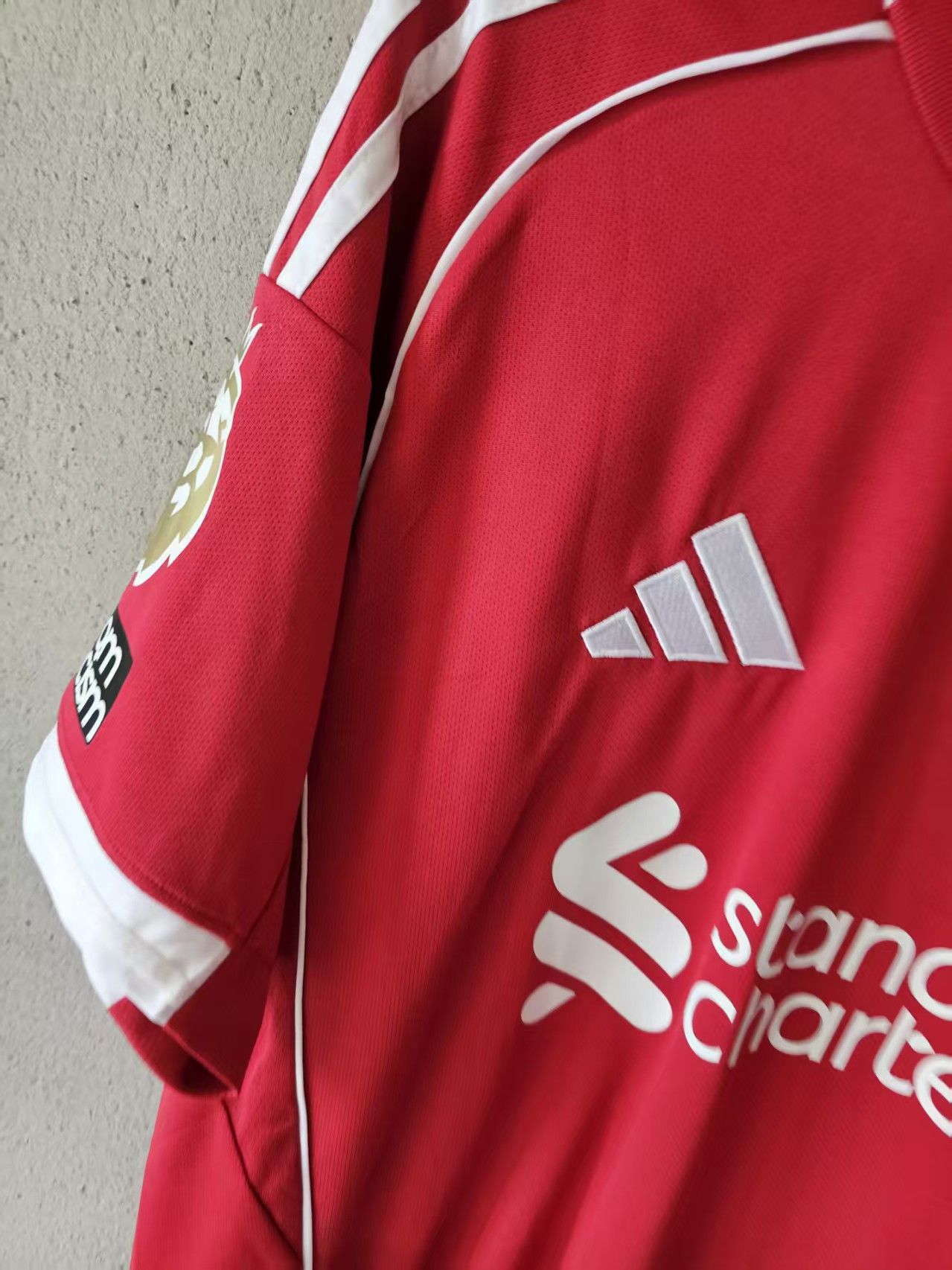 Other 2025 26 Liverpool #7 Florian Wirtz Jersey Size US S / EU 44-46 / 1 - 5 Thumbnail