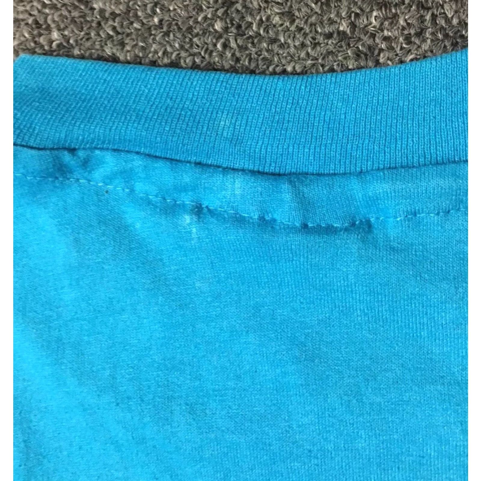 Hanes VINTAGE St John Virgin Islands Shirt Large Blue Mens T-Shirt 80s 90s Surf Beach Ocean Wave Hawaii Island Retro Size US L / EU 52-54 / 3 - 7 Thumbnail