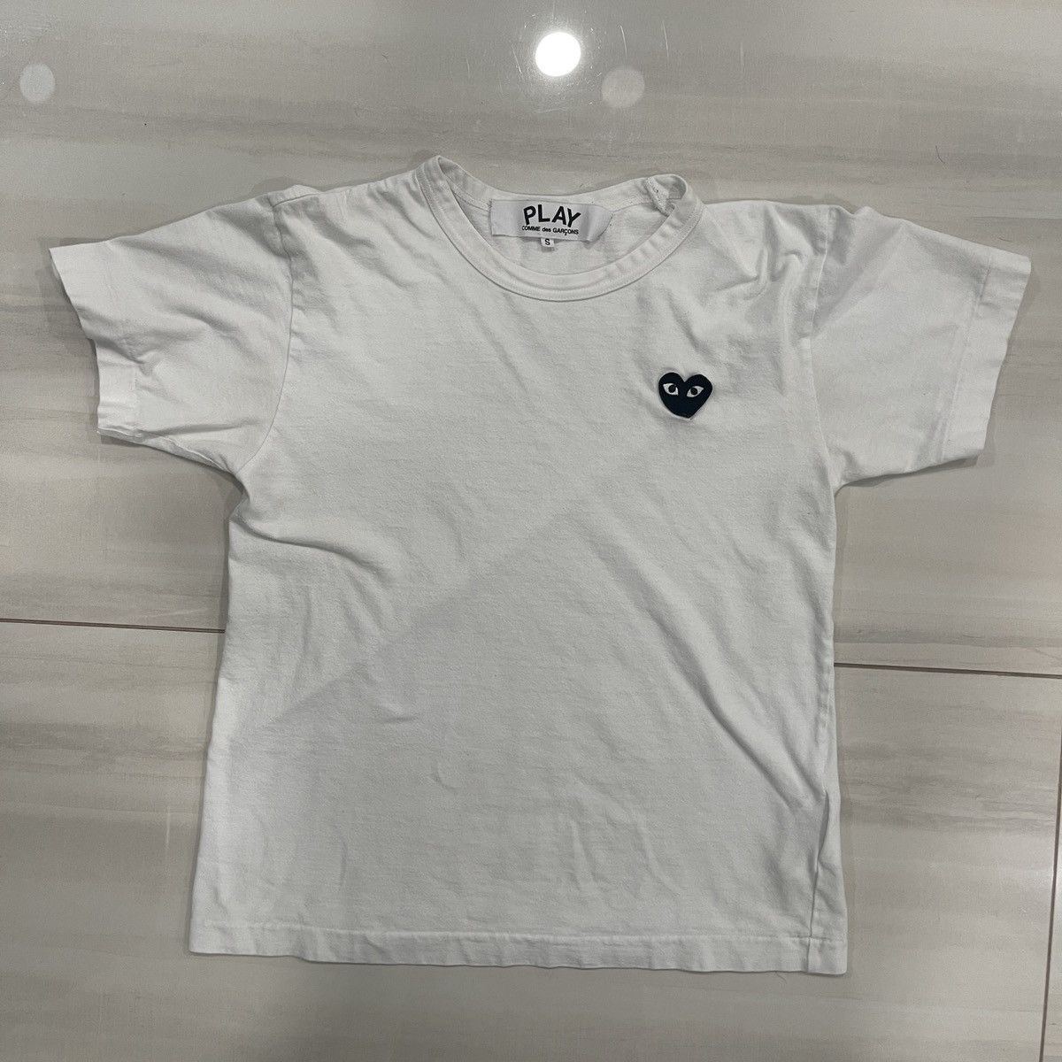 Comme des Garcons PLAY CDG Play Black Heart T Shirt Size US S / EU 44-46 / 1 - 1 Thumbnail