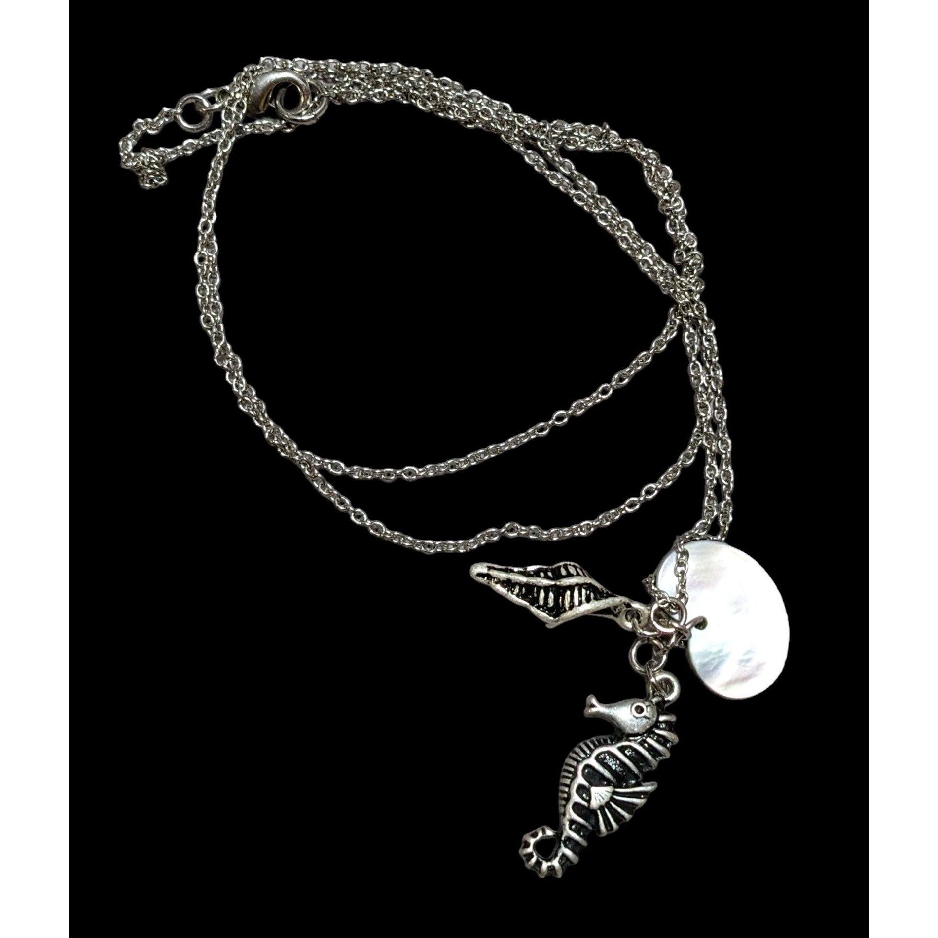 Other Seahorse Seashell Mermaid Charm Necklace Size ONE SIZE - 1 Thumbnail