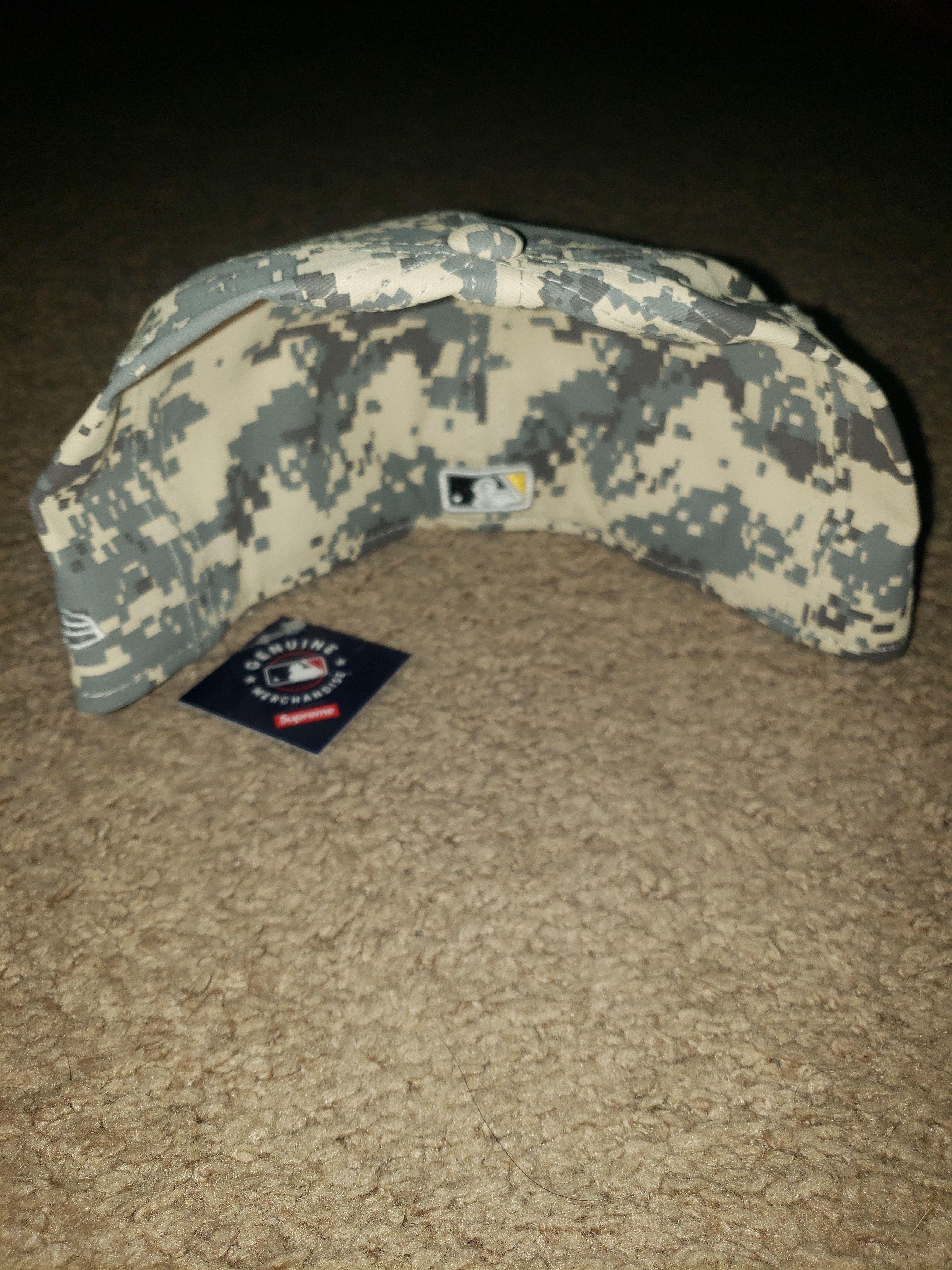 MLB × New Era × Supreme Size 7 1/2 Supreme®/MLB Teams Box Logo Pittsburgh Pirates Size ONE SIZE - 3 Thumbnail
