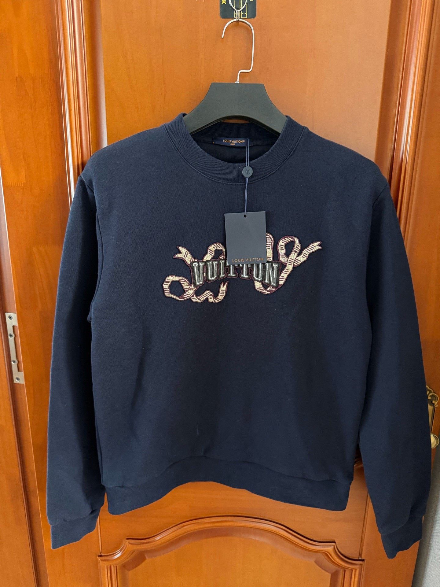 Louis Vuitton Louis Vuitton Embroidered Blue Hoodie l Men Size US L / EU 52-54 / 3 - 1 Thumbnail
