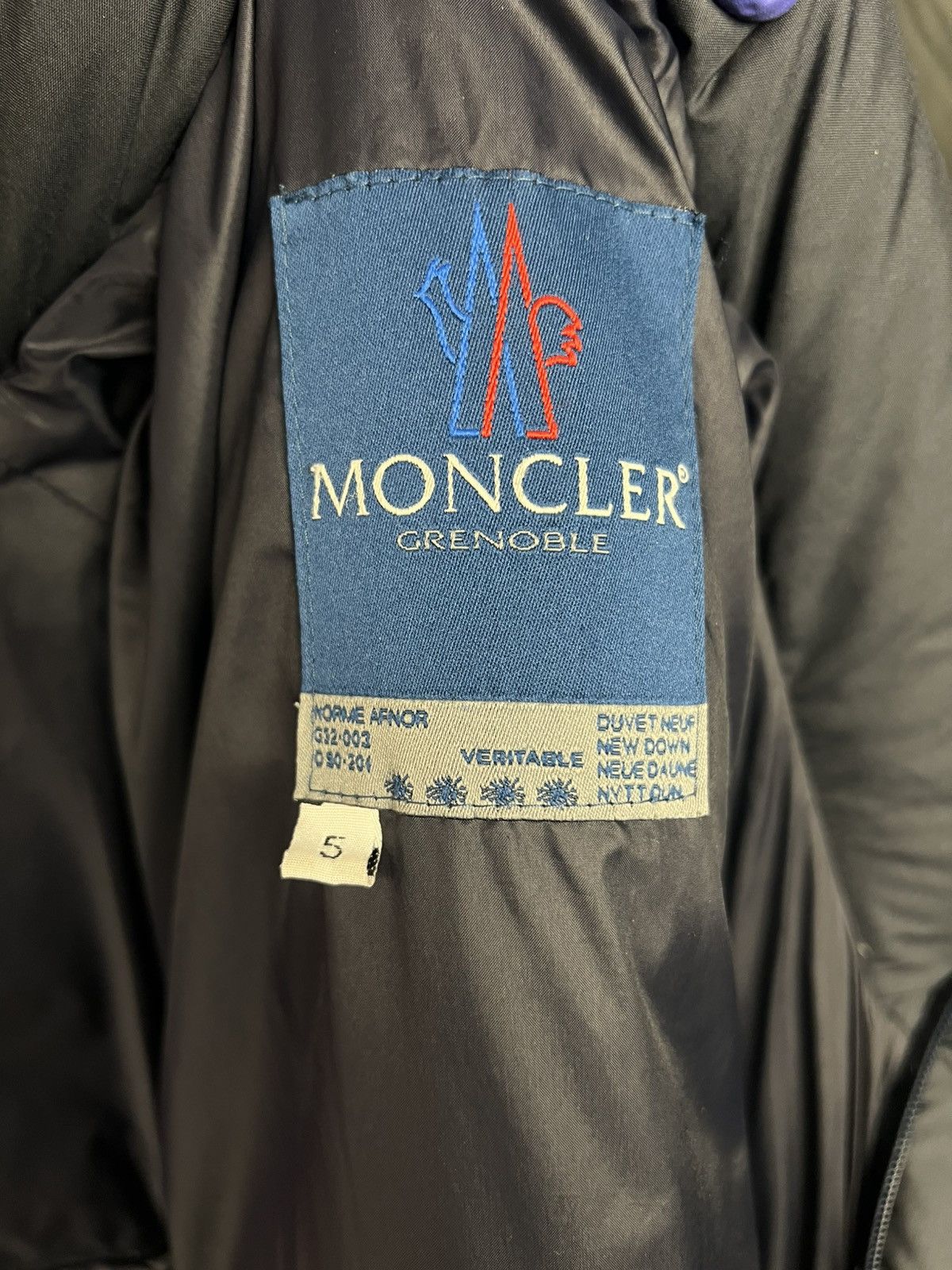 Moncler Vintage Moncler Grenoble Puffer down jacket Size US XL / EU 56 / 4 - 18 Thumbnail