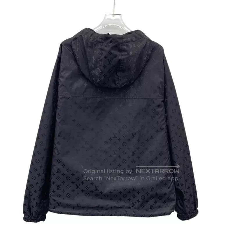 Louis Vuitton Louis Vuitton 25 black logo full print hooded zip long sle Size US M / EU 48-50 / 2 - 2 Thumbnail