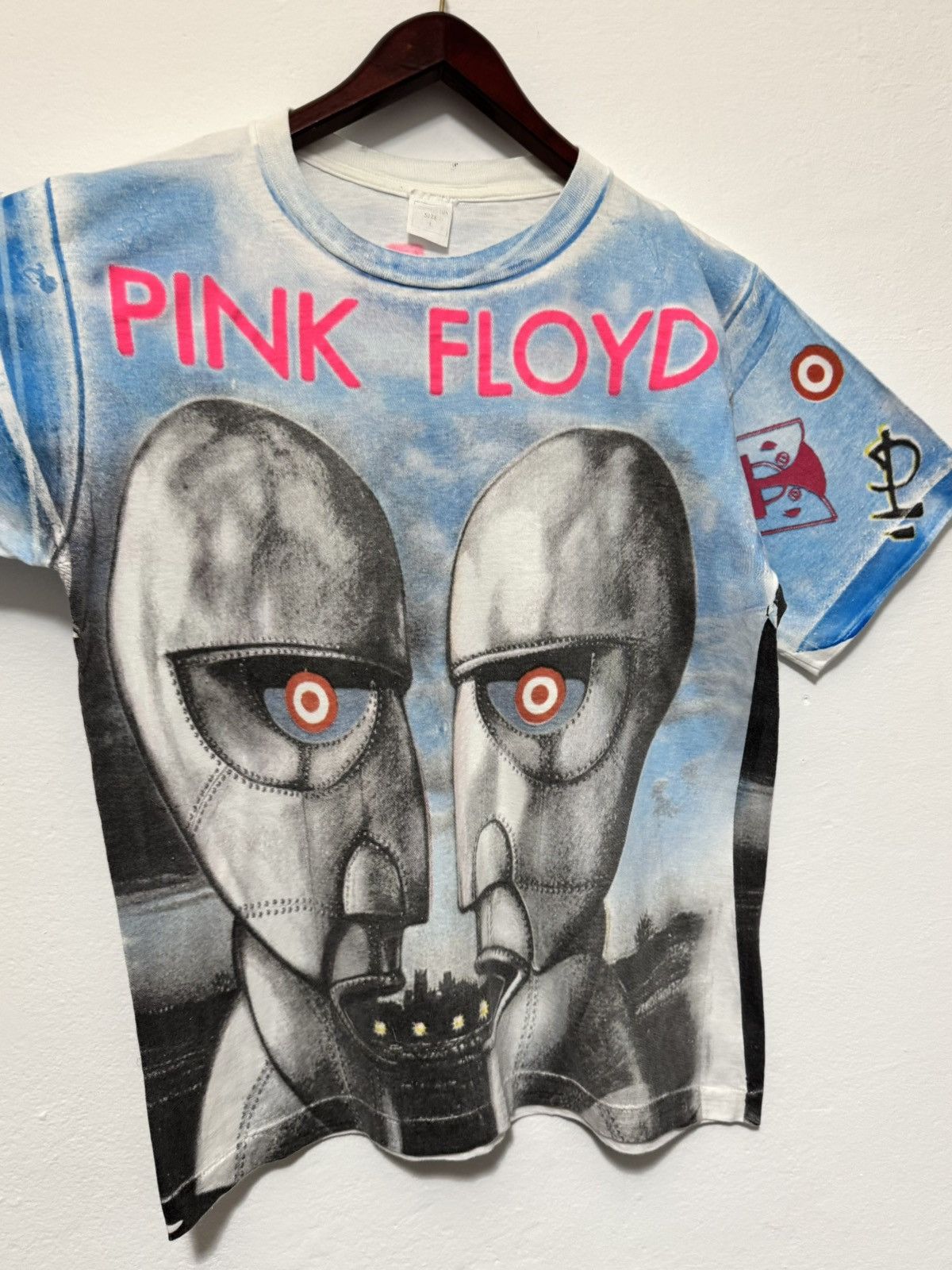 Band Tees Vintage Pink Floyd Division Bell All Over Print T-shirt Size US L / EU 52-54 / 3 - 2 Thumbnail
