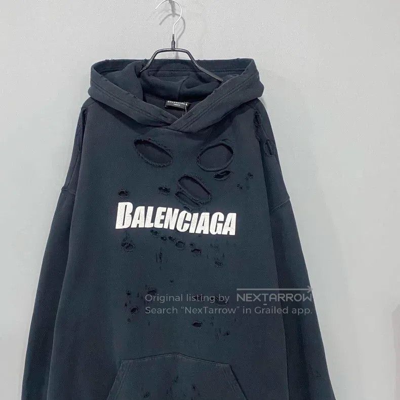 Balenciaga Balenciaga Distressed Hoodie Size US L / EU 52-54 / 3 - 2 Thumbnail