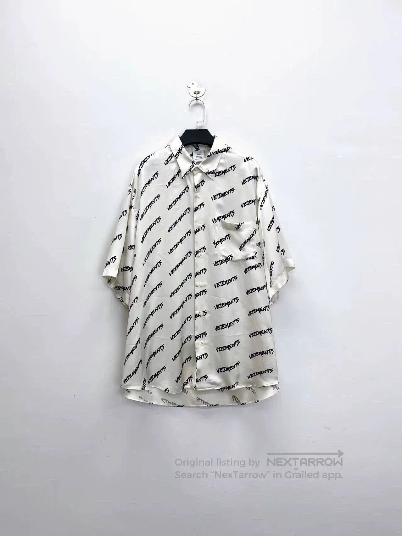 Vetements vetements white short. Size US M / EU 48-50 / 2 - 1 Thumbnail
