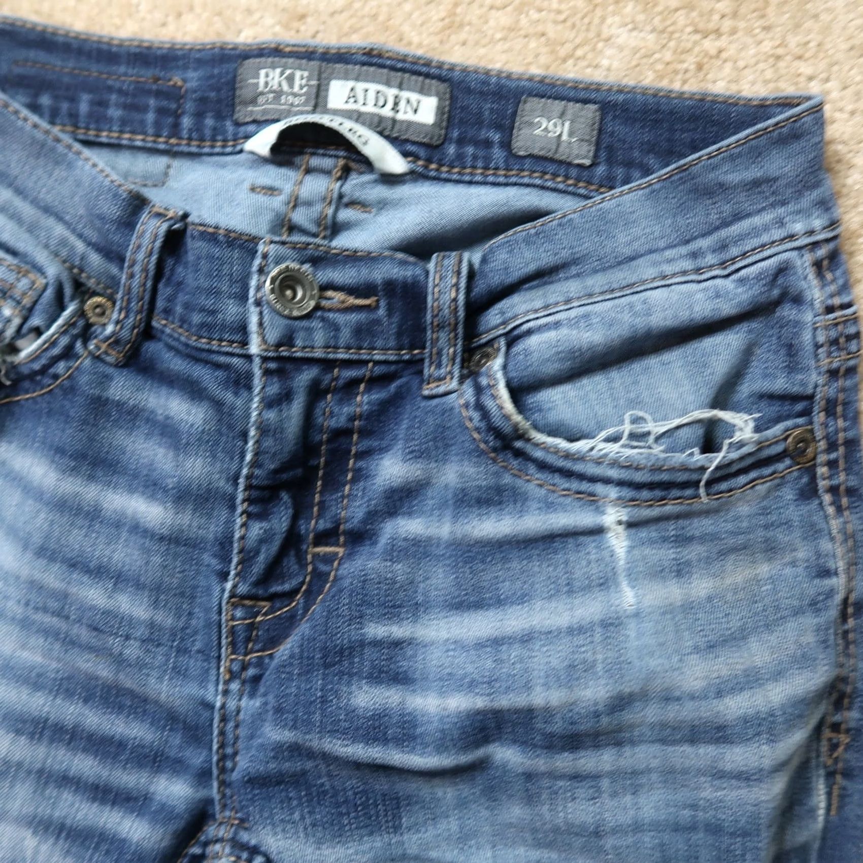 Vintage BKE Buckle Aiden Jeans Men’s 29 Regular Blue Denim Straight 5-Pocket Size 29x33 Vintage No Size US 29 - 5 Thumbnail