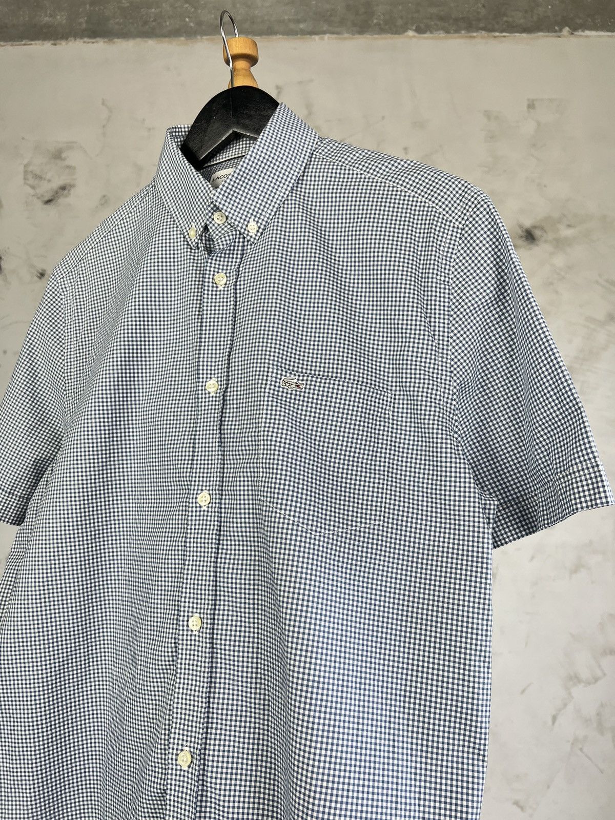 Lacoste Lacoste Short Sleeve Button Shirt Size M - L 15 3/4 Size US M / EU 48-50 / 2 - 2 Thumbnail