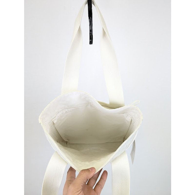 Bottega Veneta o1rshd1 Size: OS / Soft Rubber Borsa Bag in White/Chalk Size ONE SIZE - 12 Thumbnail