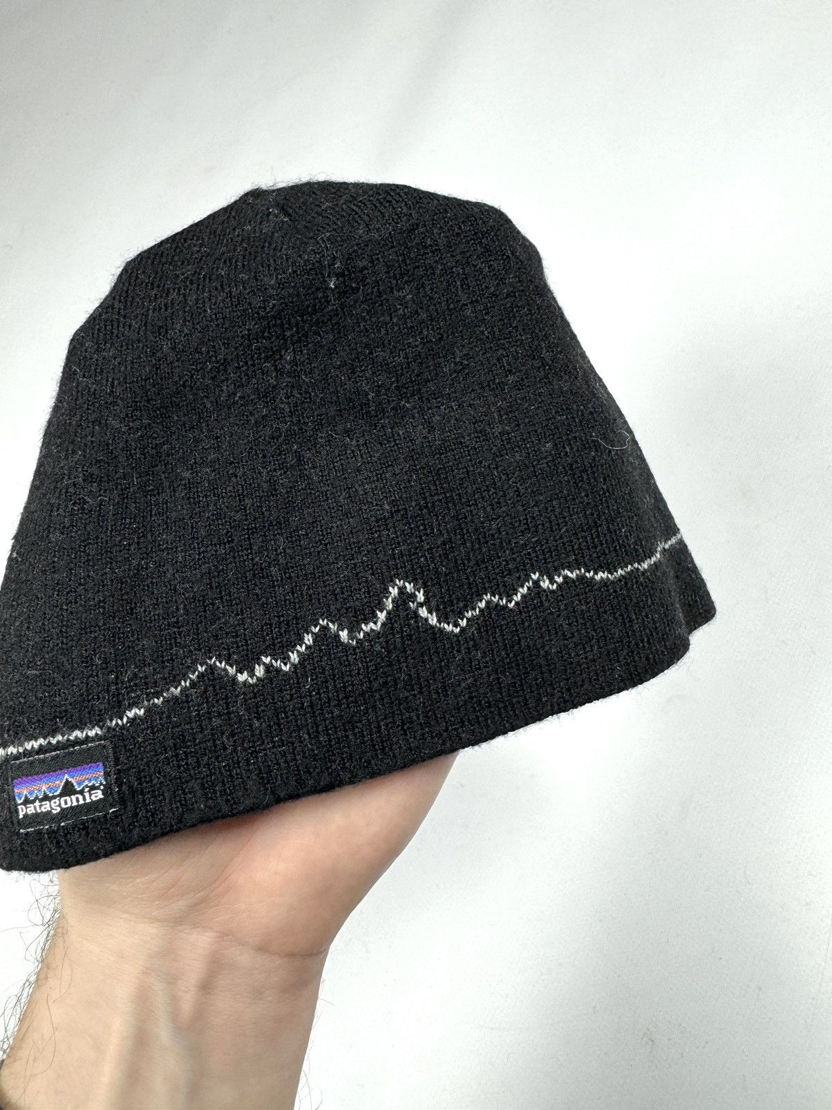 Patagonia Patagonia Vintage Y2K Black Beanie Gorpcore Style Size ONE SIZE - 3 Thumbnail