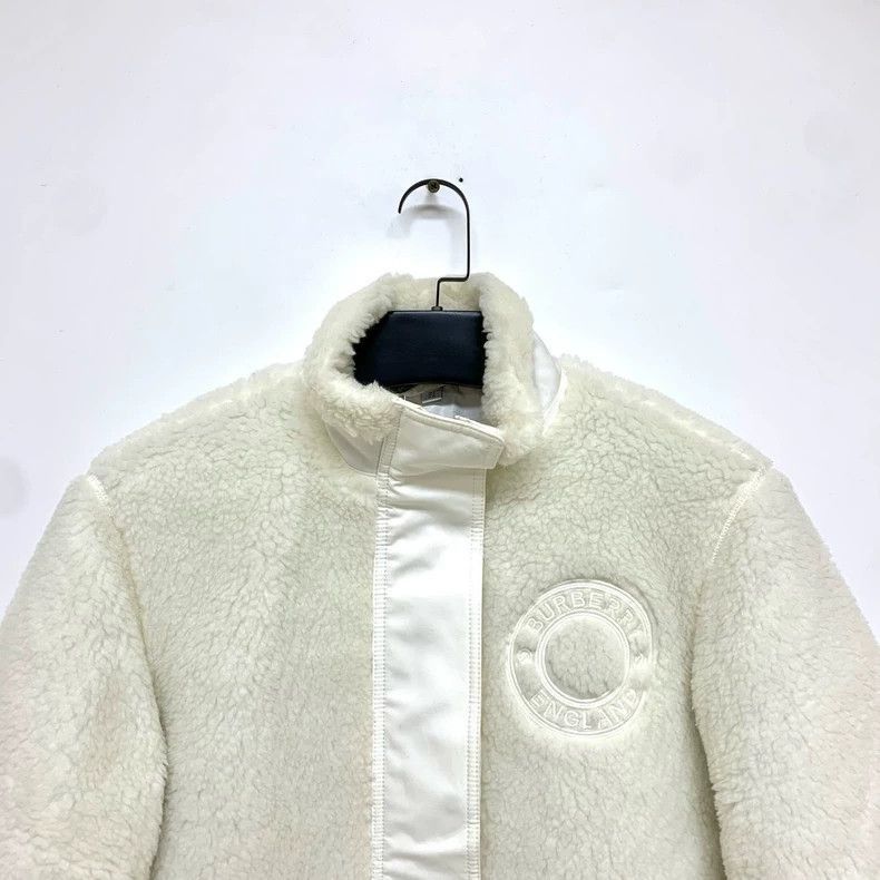 Burberry Burberry Burberry White Teddy Fleece Coat for Winter-2507 Size XS / US 0-2 / IT 36-38 - 7 Thumbnail