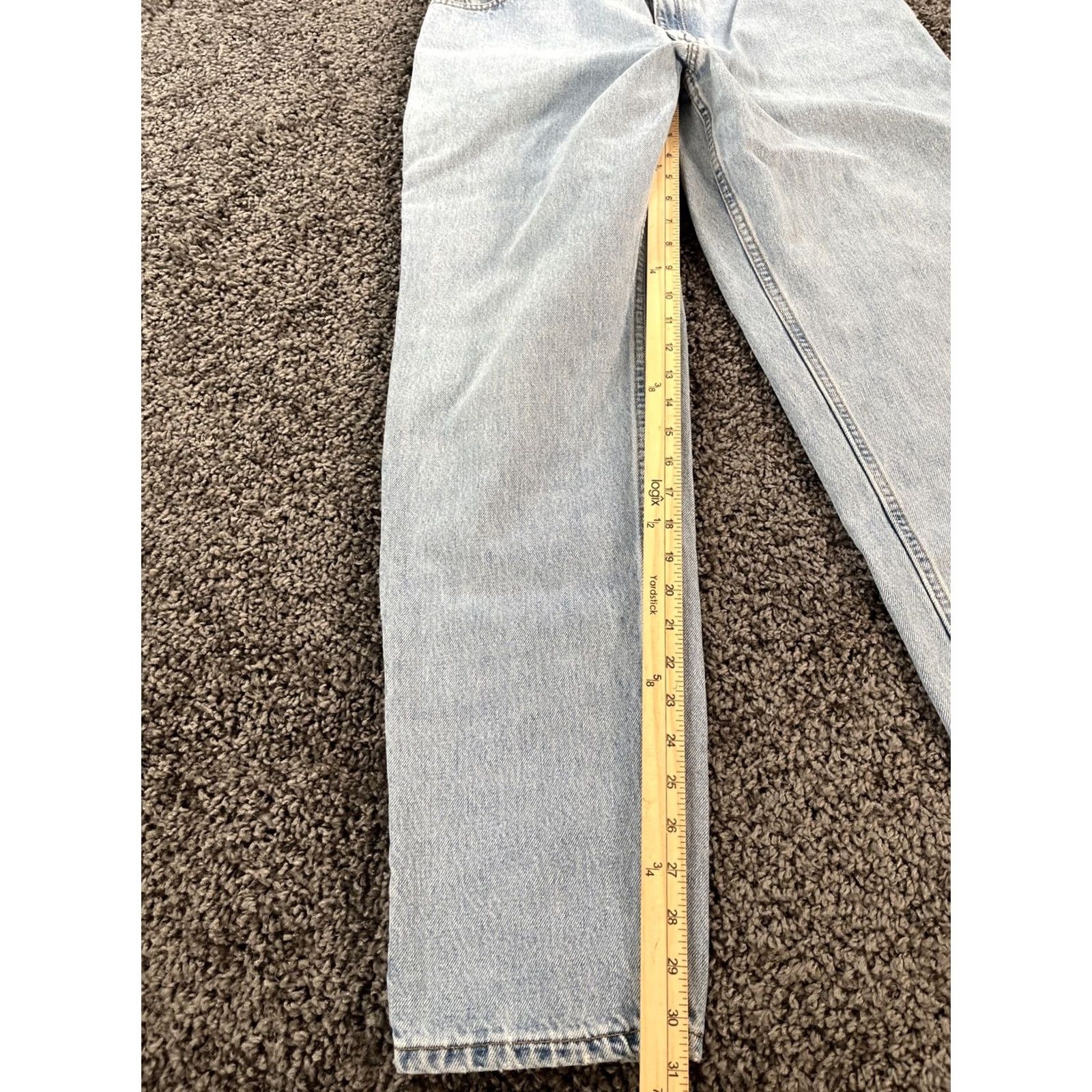 Levi's VINTAGE Levi’s 550 Jeans Mens 32x31 Relaxed Fit Gray Ivory Denim 90s Wide-Leg Y2K Skater Mens Size US 32 / EU 48 - 2 Thumbnail